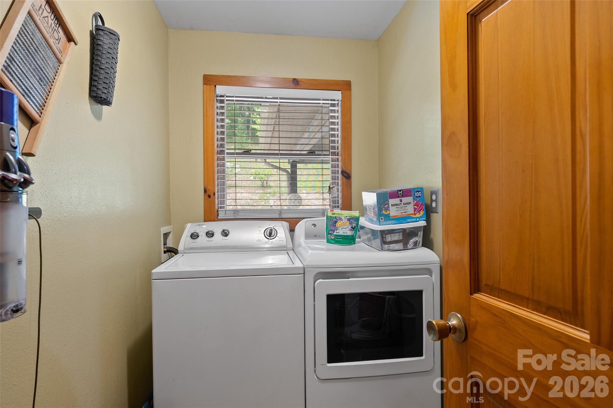 125 Harris Circle Property Photo 16