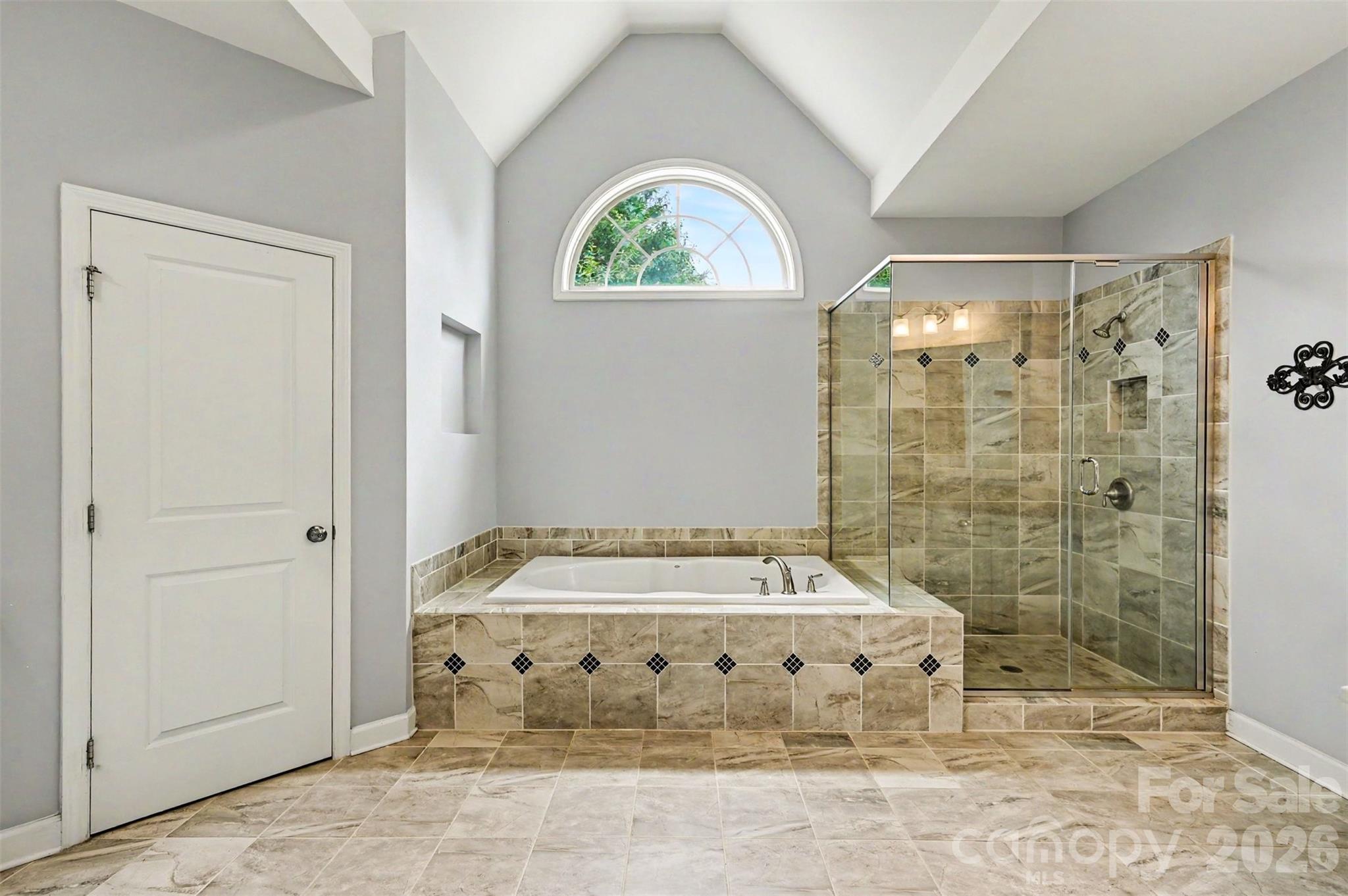 13002 Fen Court Property Photo 17