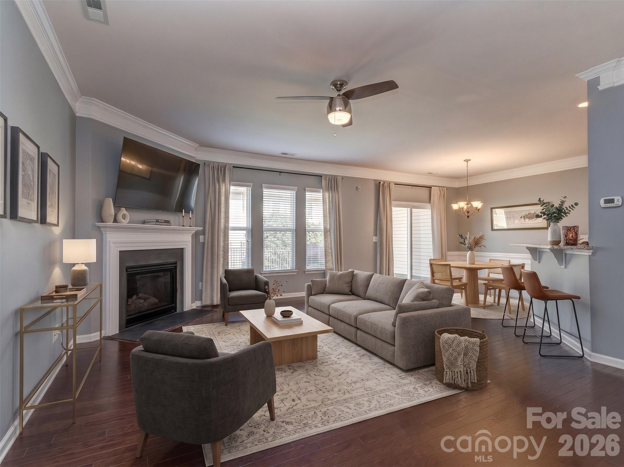 1839 Royal Gorge Avenue Property Photo 4