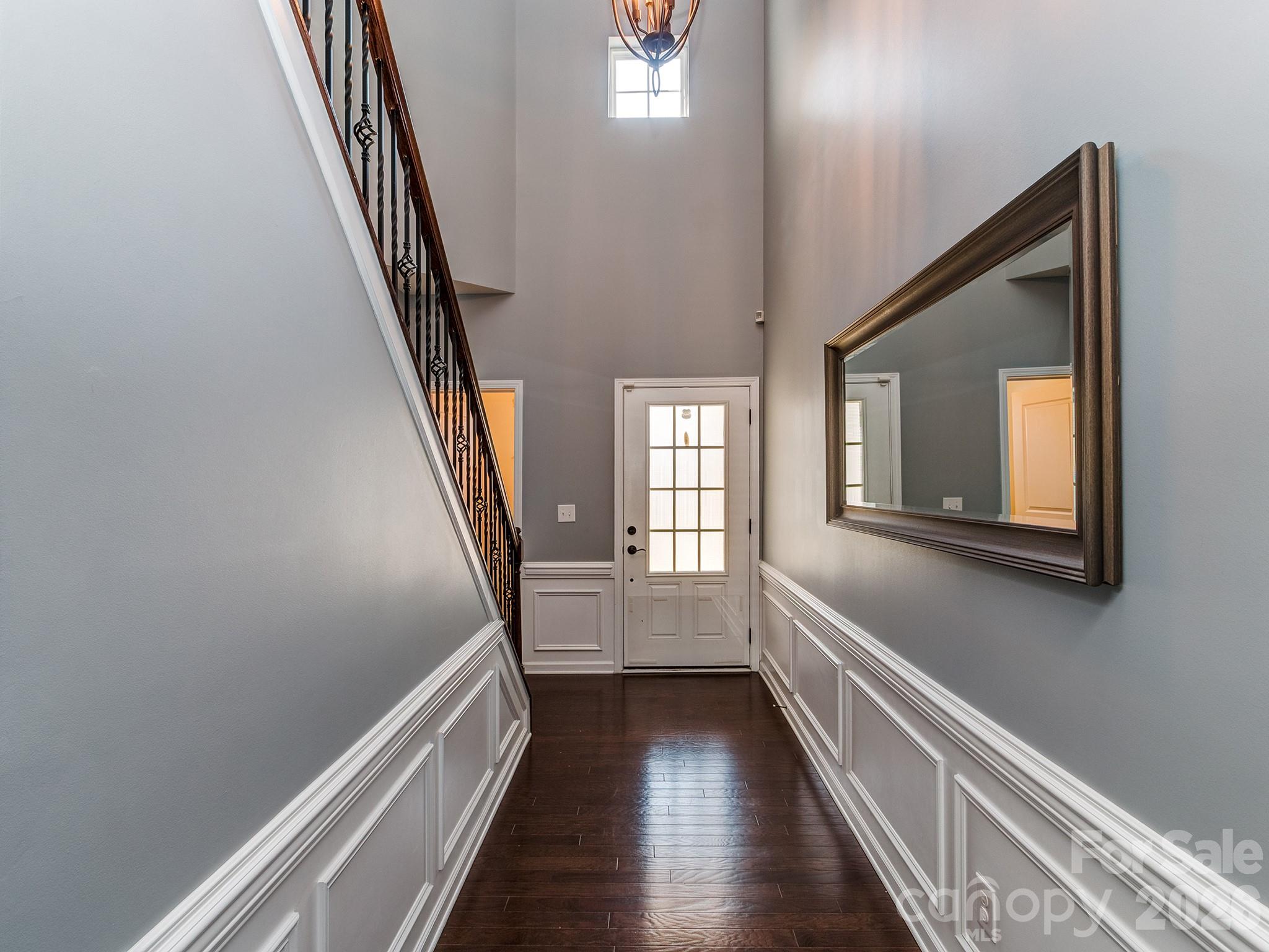 1839 Royal Gorge Avenue Property Photo 7