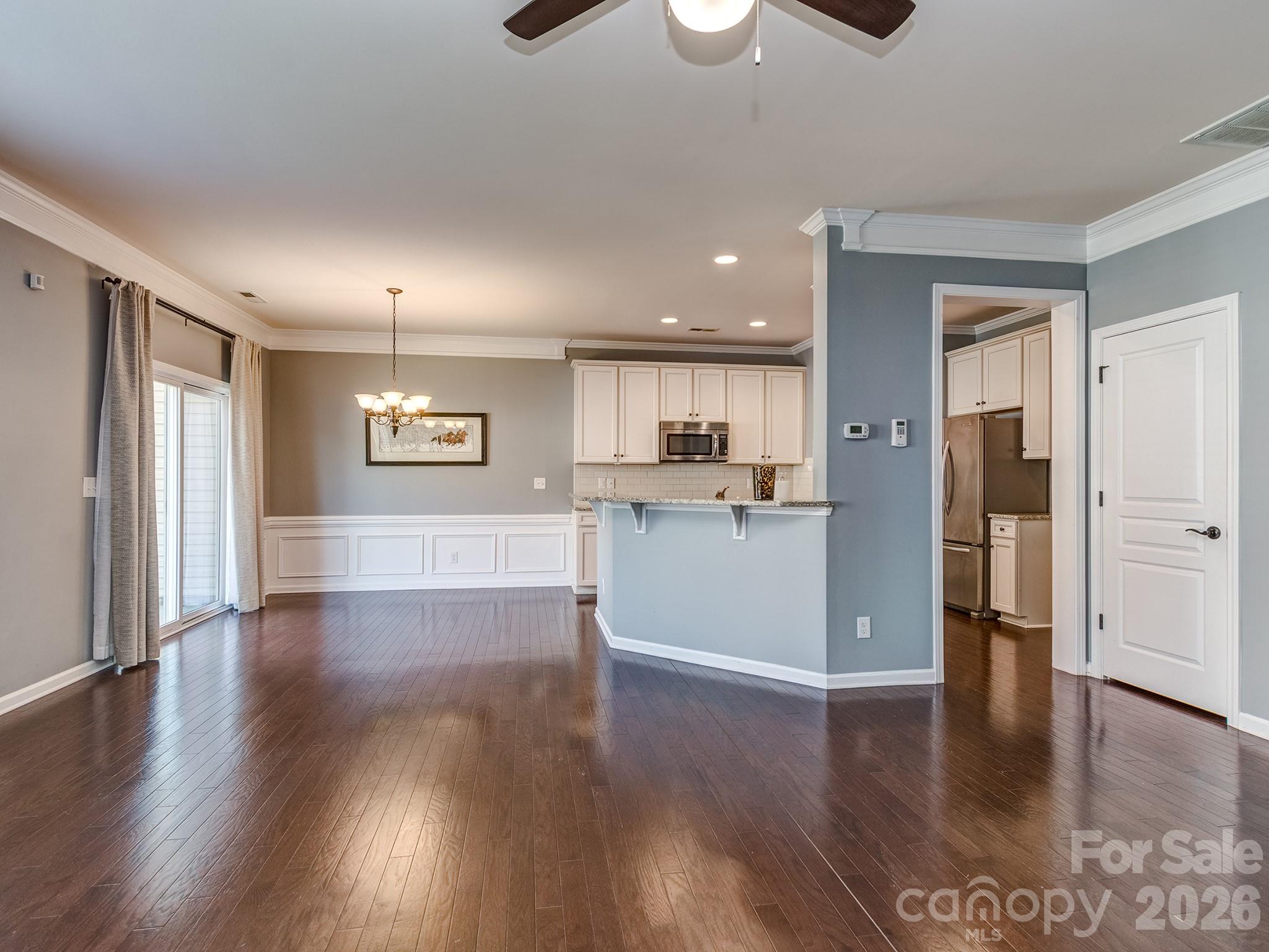 1839 Royal Gorge Avenue Property Photo 14