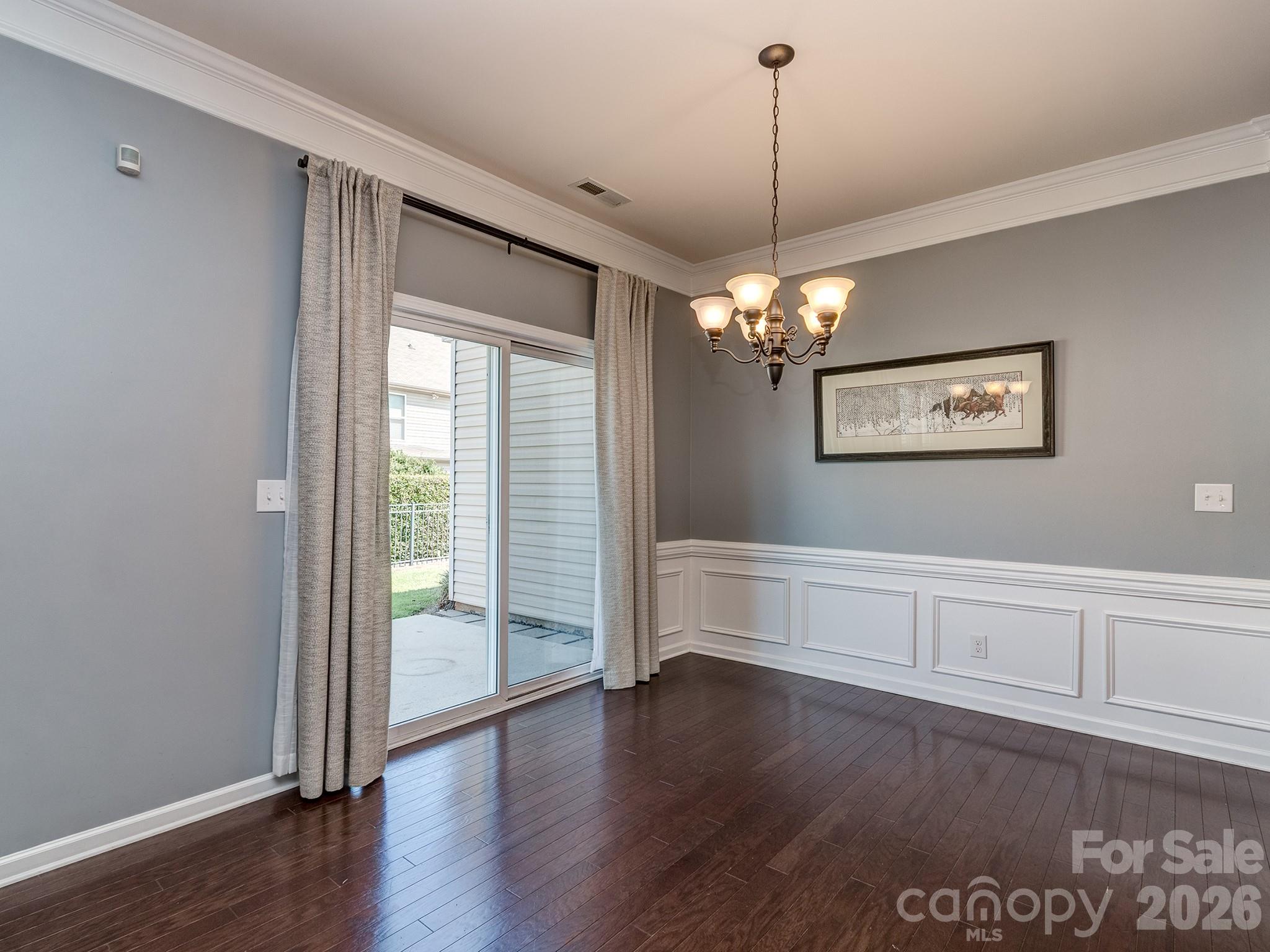1839 Royal Gorge Avenue Property Photo 15