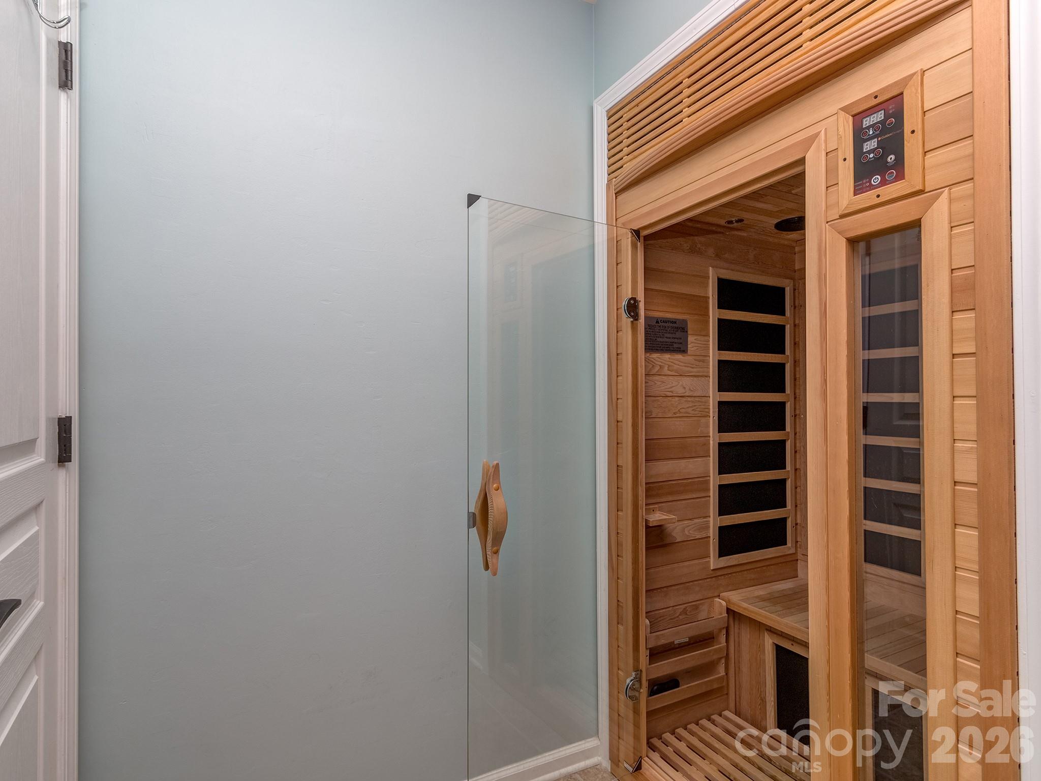 1839 Royal Gorge Avenue Property Photo 21