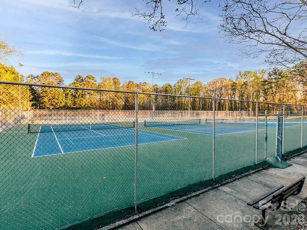 1839 Royal Gorge Avenue Property Photo 38