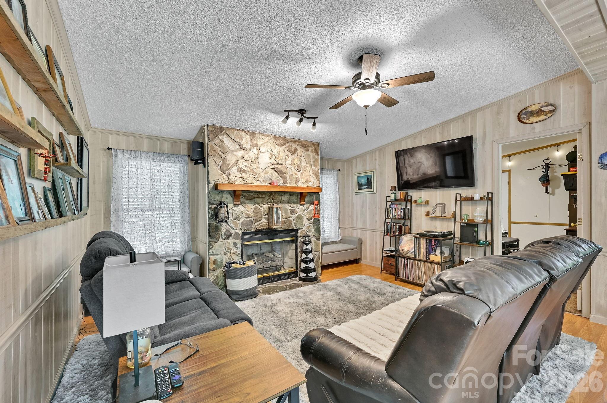 560 Morgan Branch Road Property Photo 3