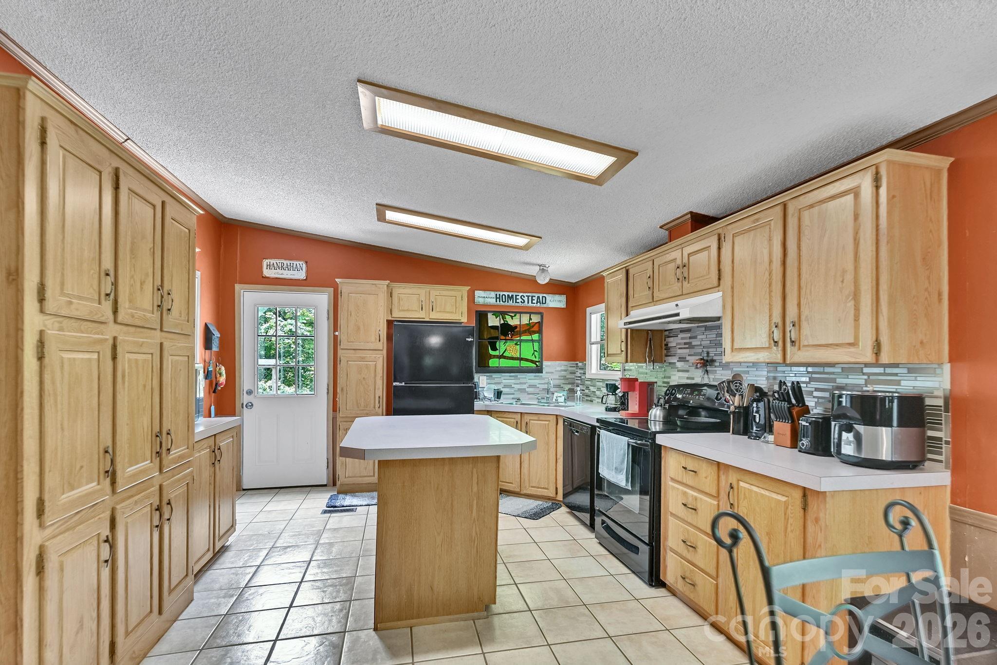 560 Morgan Branch Road Property Photo 10