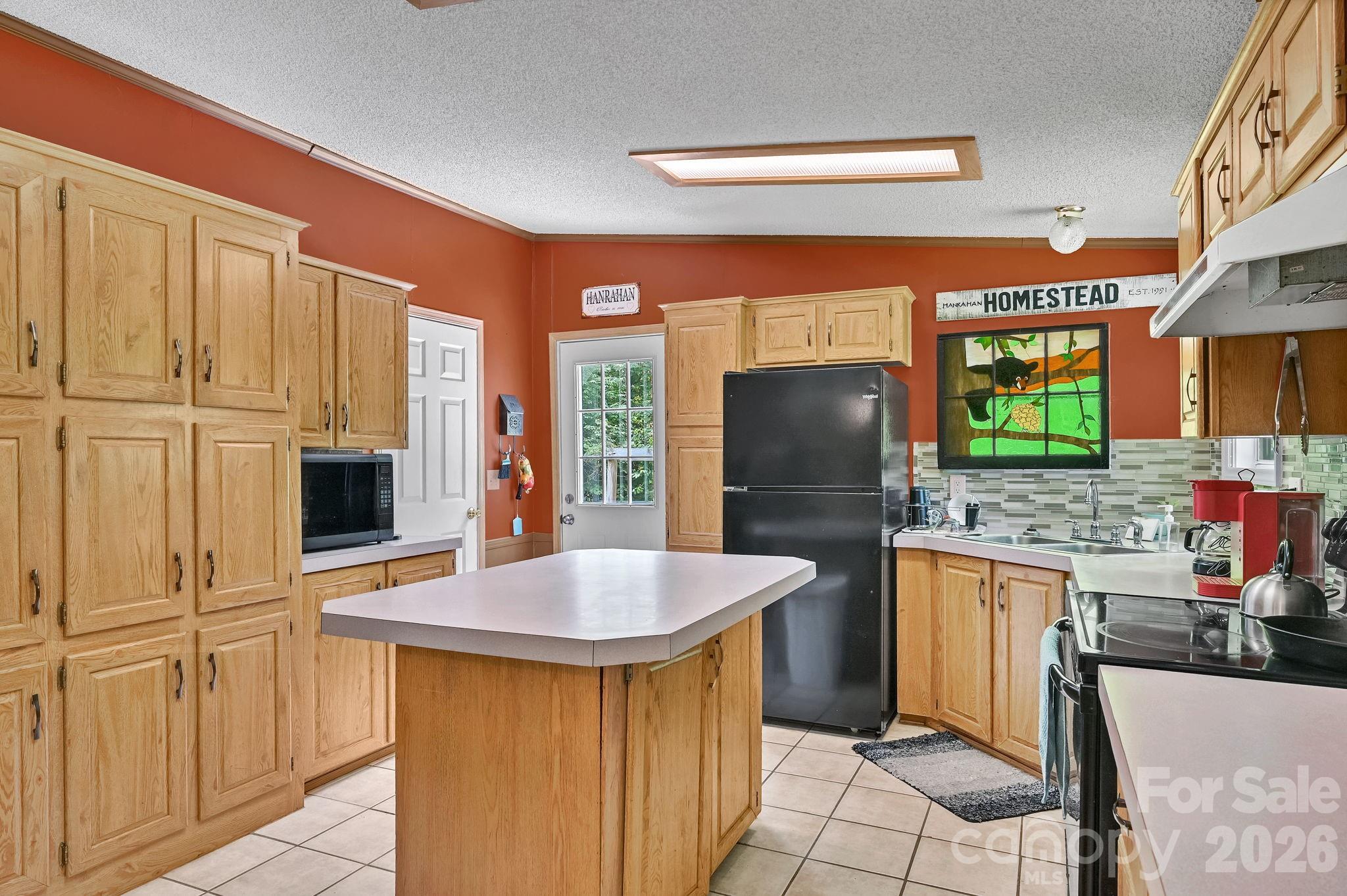 560 Morgan Branch Road Property Photo 11