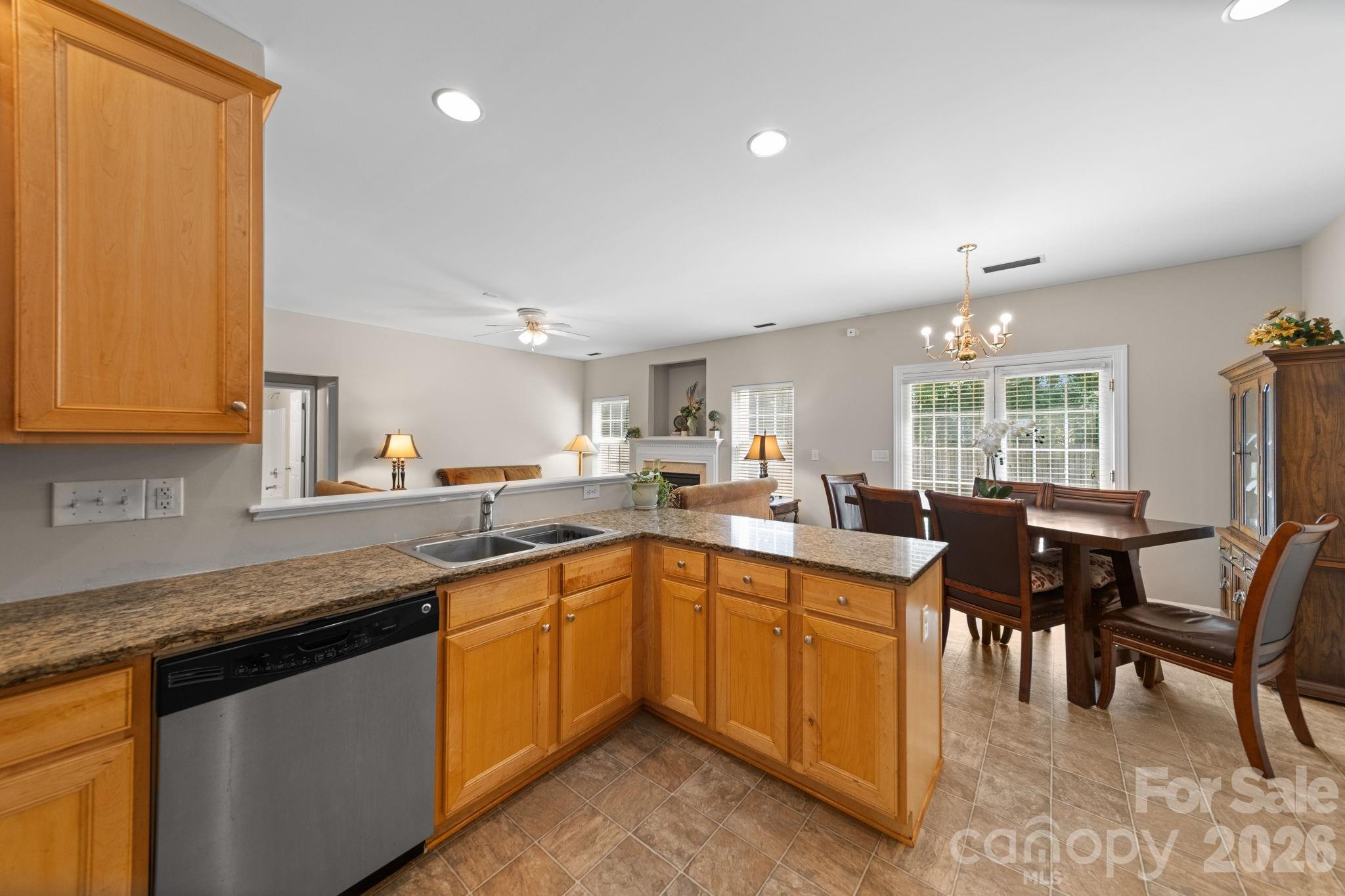 6403 Sackett Way Property Photo 6