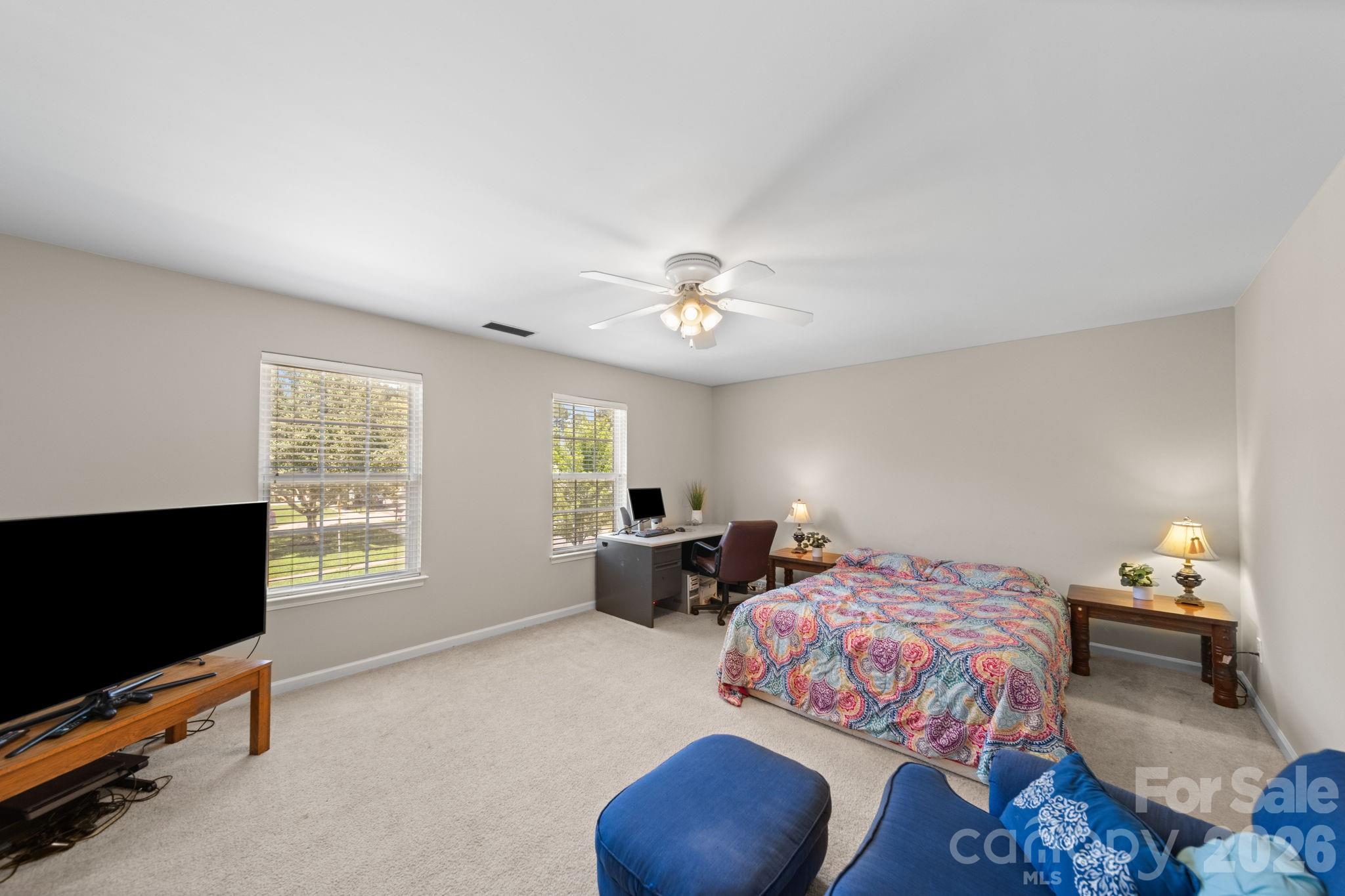 6403 Sackett Way Property Photo 12