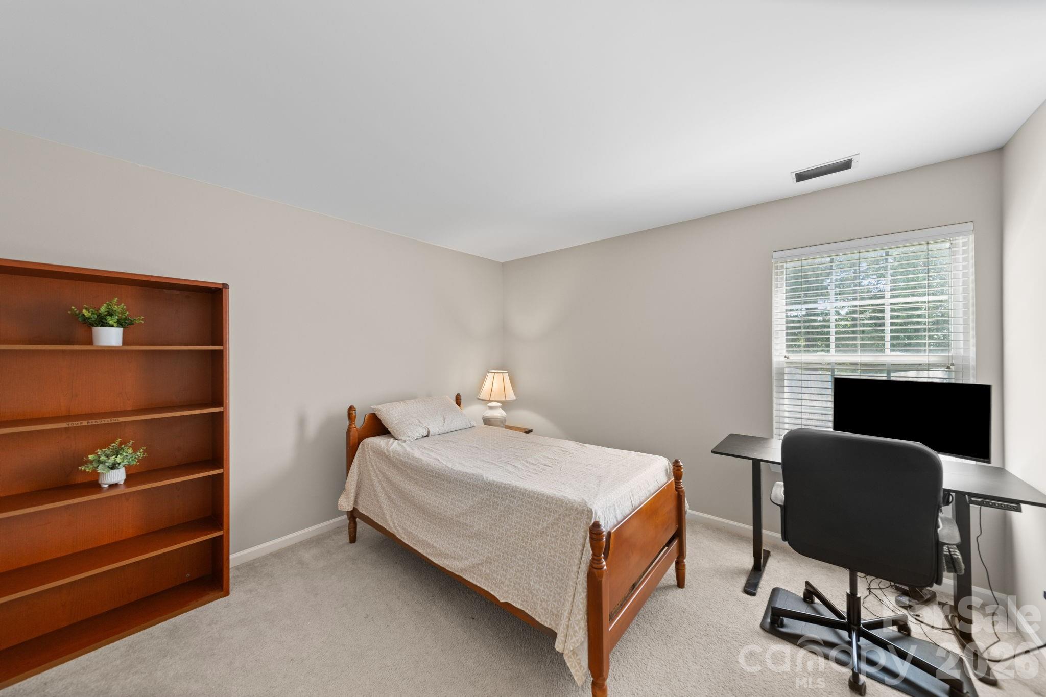 6403 Sackett Way Property Photo 20