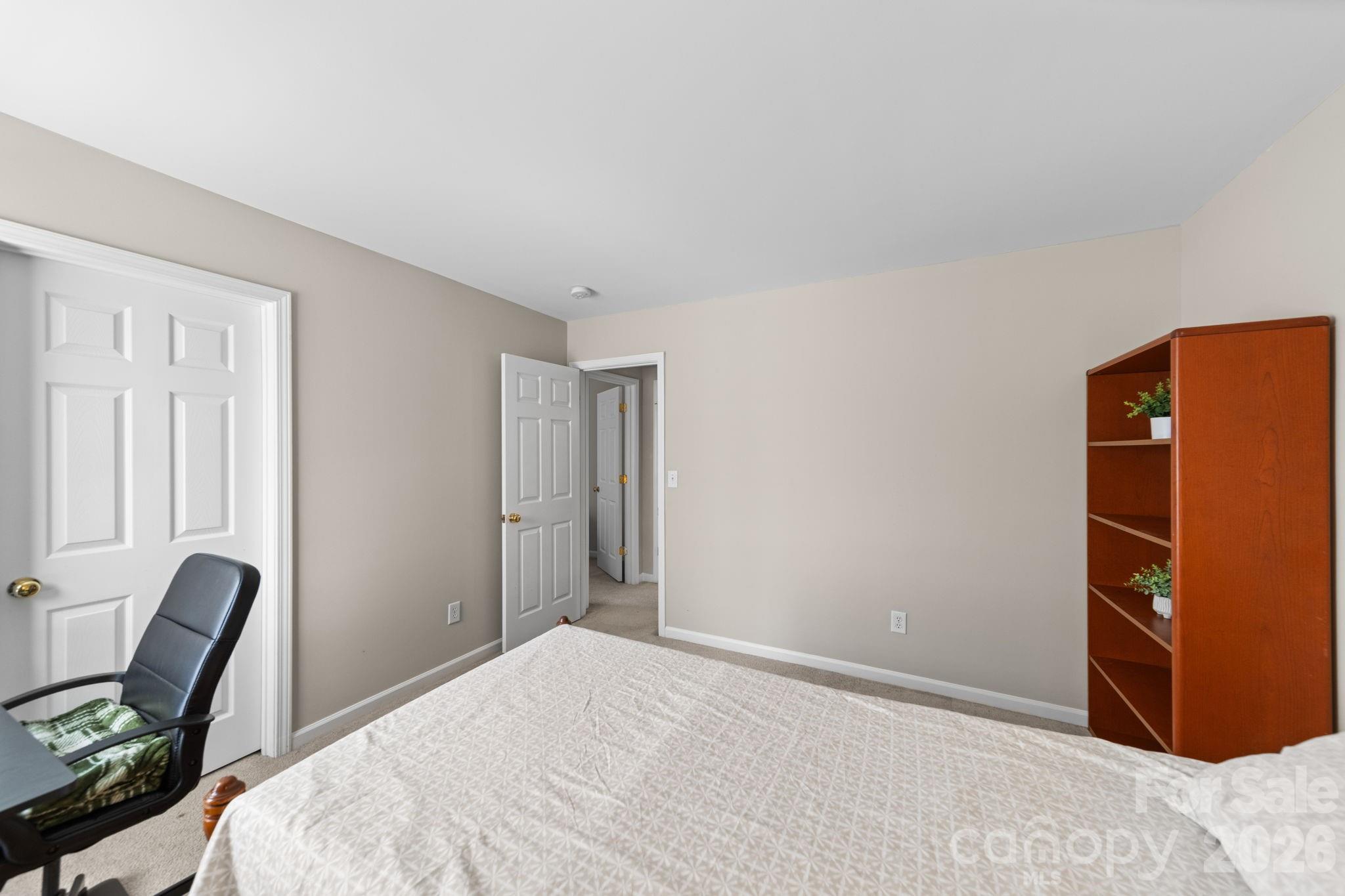6403 Sackett Way Property Photo 21