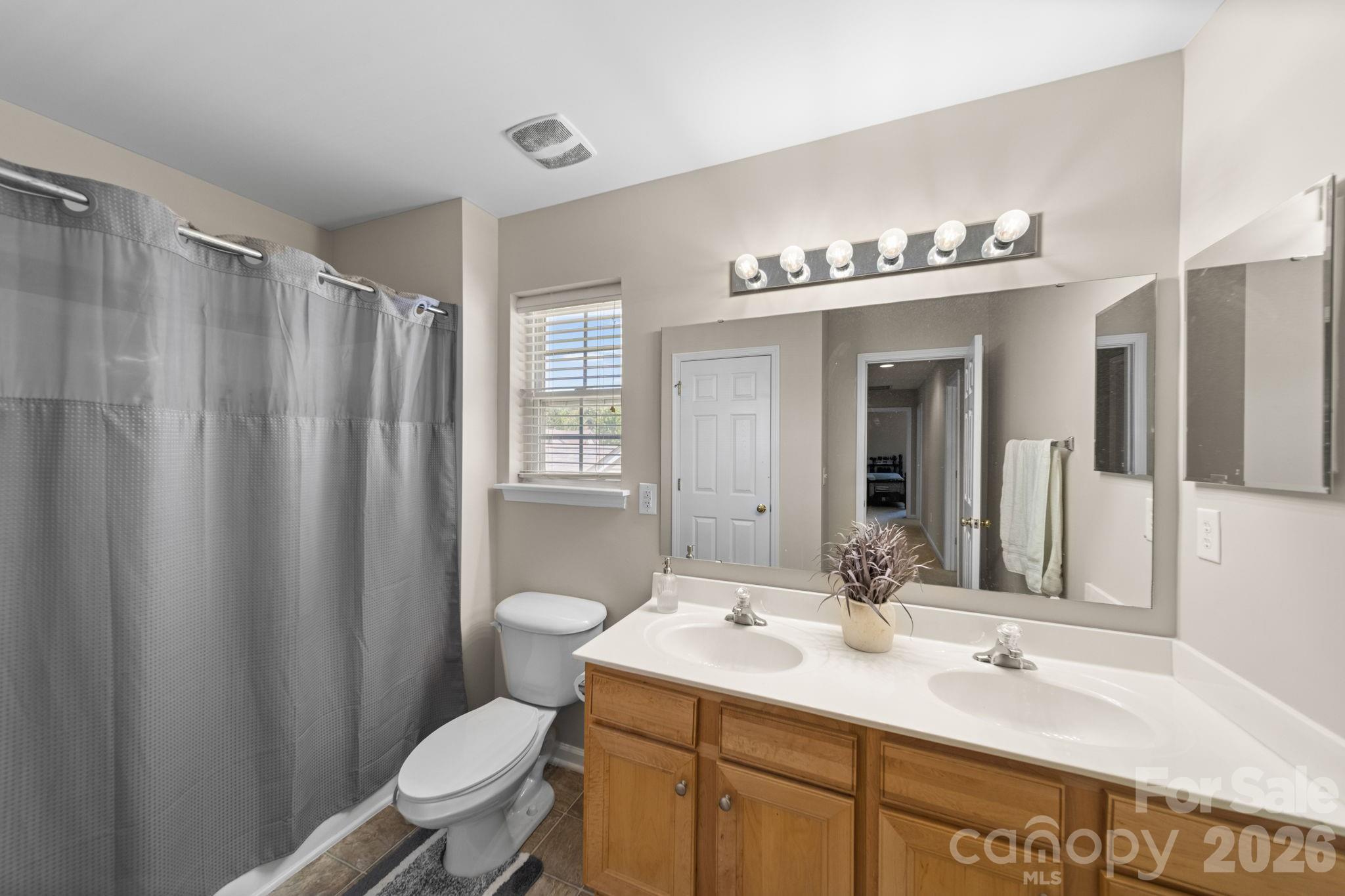 6403 Sackett Way Property Photo 24