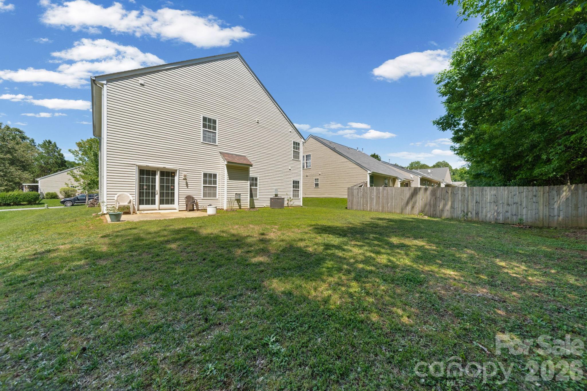 6403 Sackett Way Property Photo 33