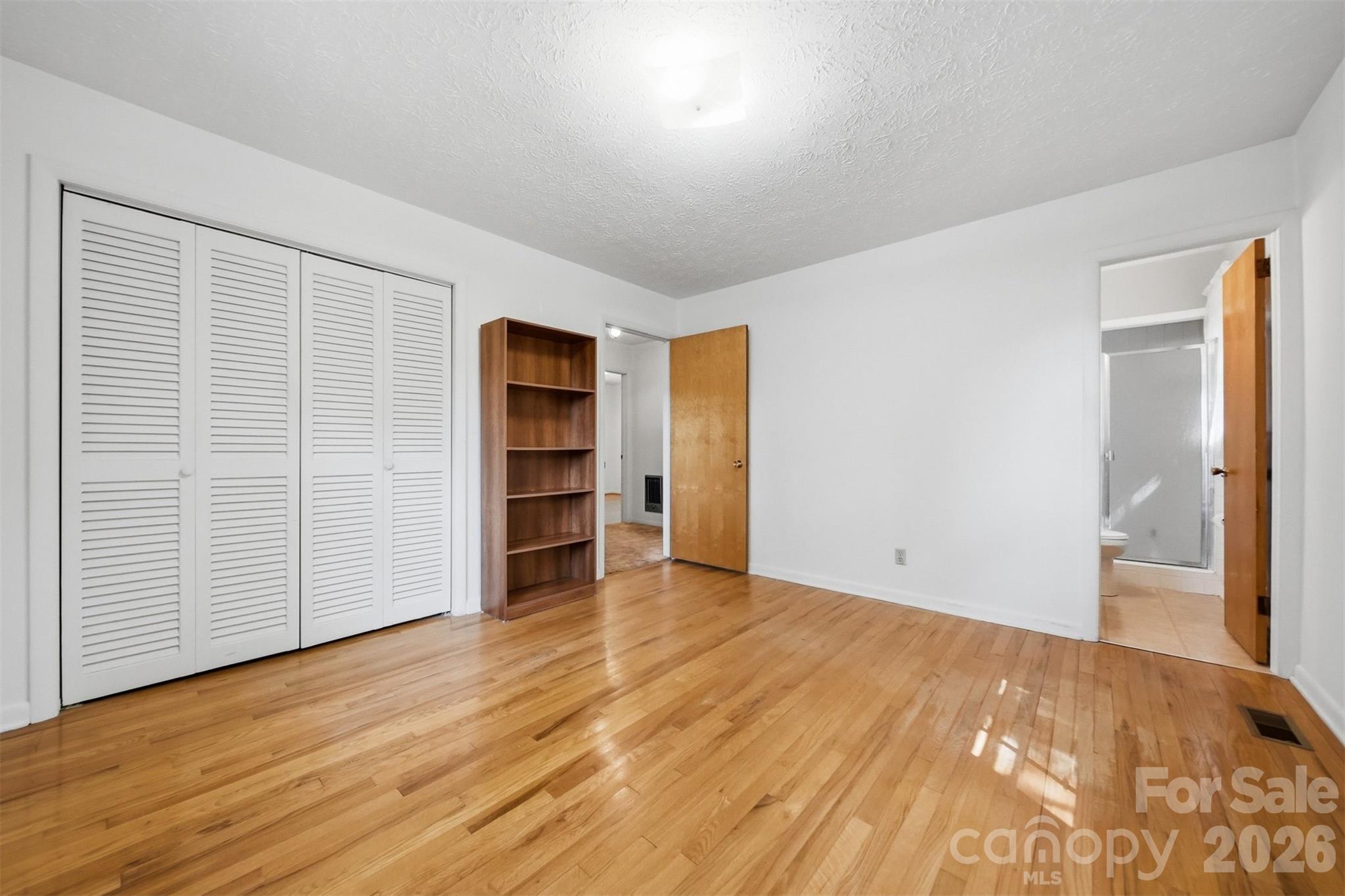 824 Ne Powell Road Property Photo 15