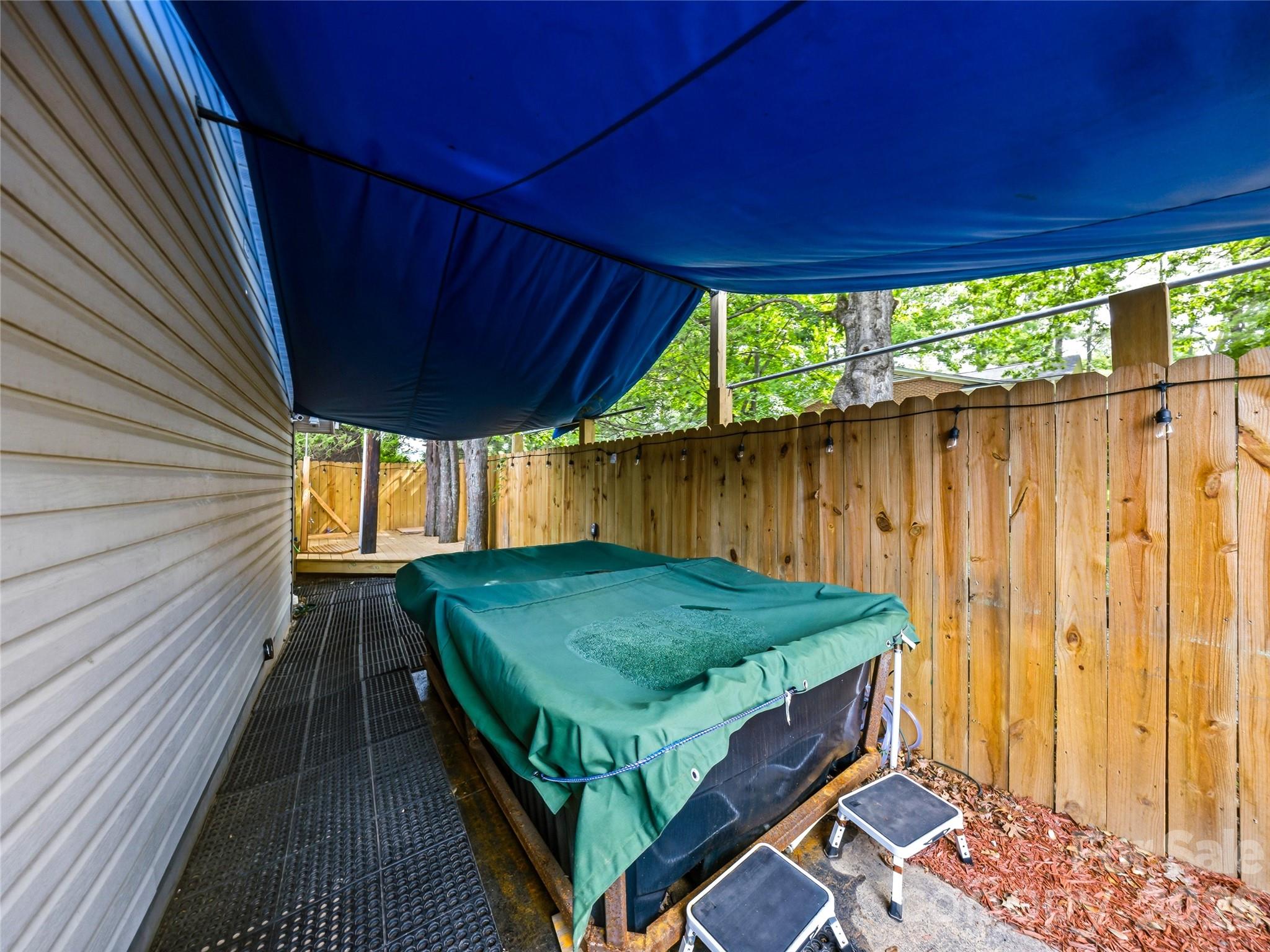 2124 Hendersonville Road Property Photo 25