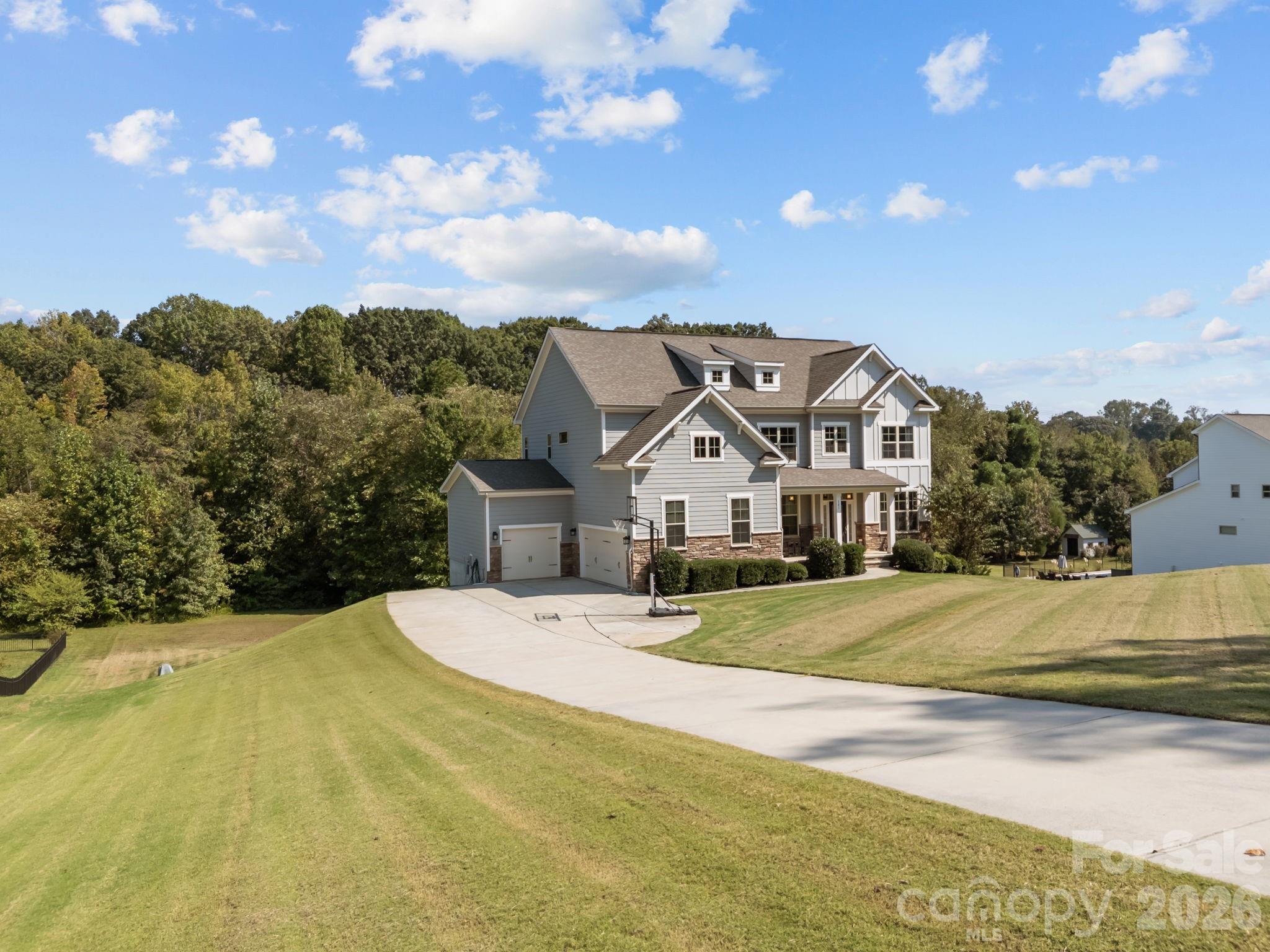 141 Rain Shadow Drive Property Photo 2
