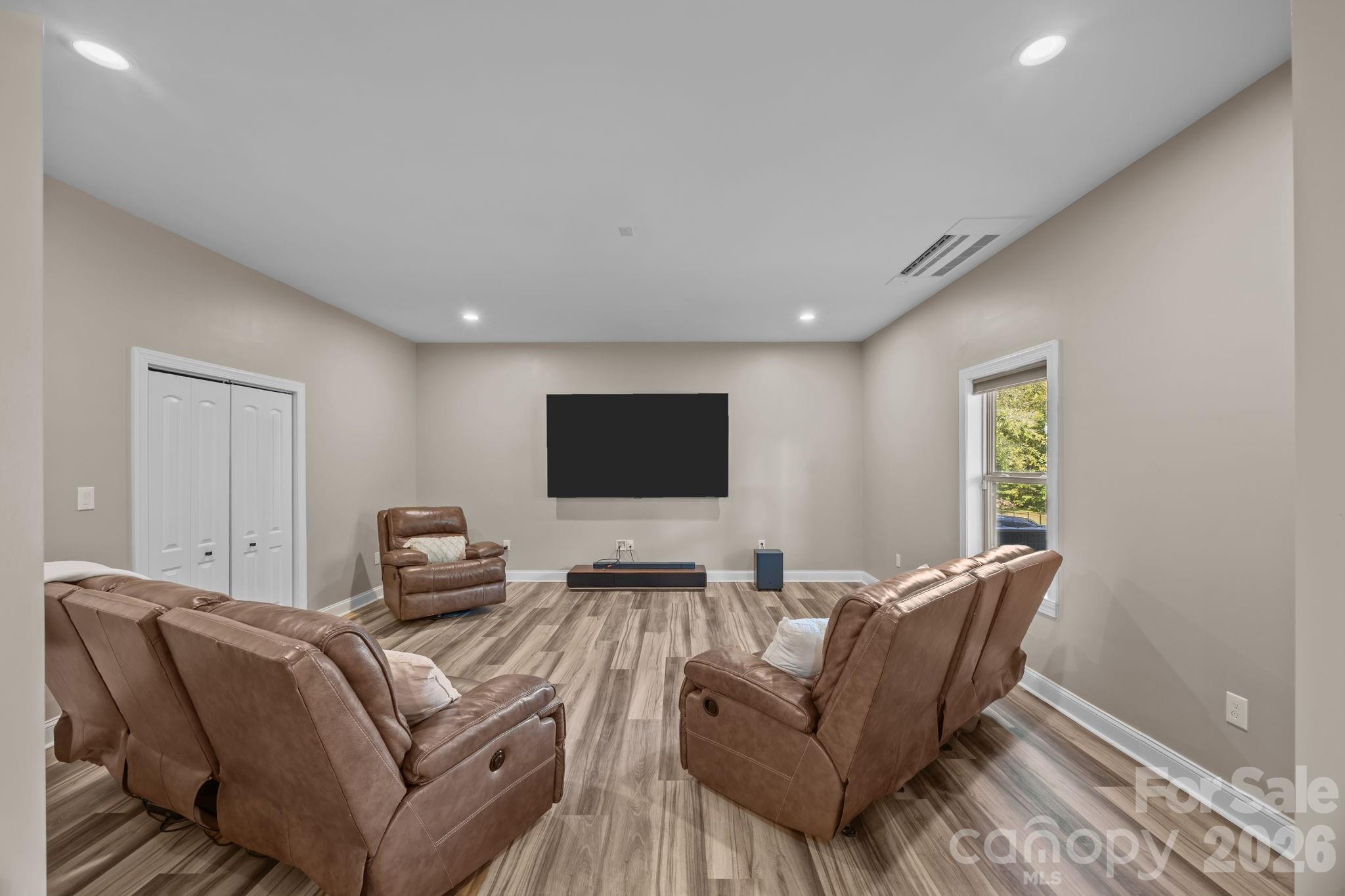 141 Rain Shadow Drive Property Photo 42