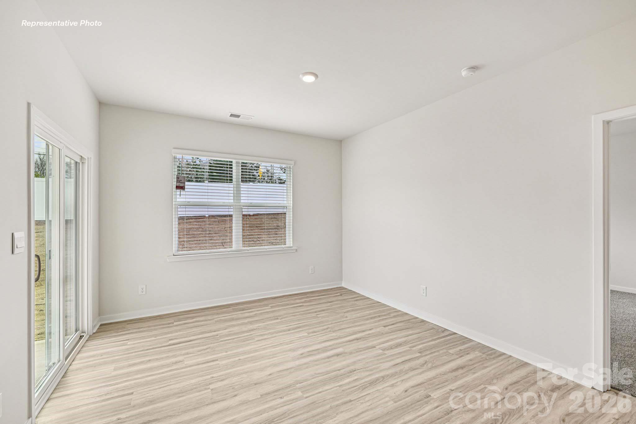 409 Frozen Dream Drive Property Photo 18
