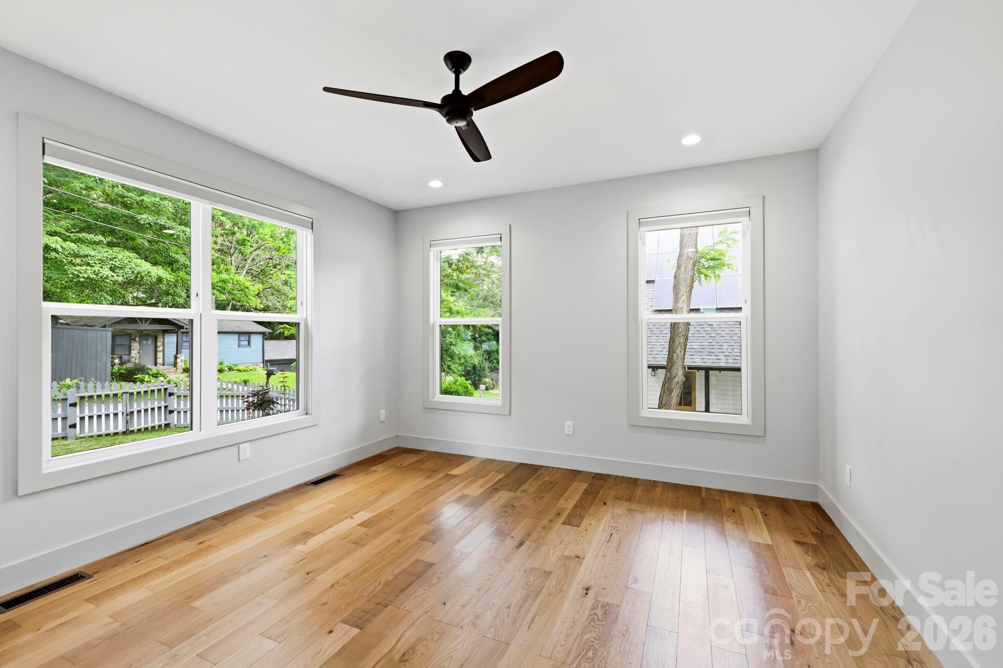 31 Lilac Street 2 Property Photo 22