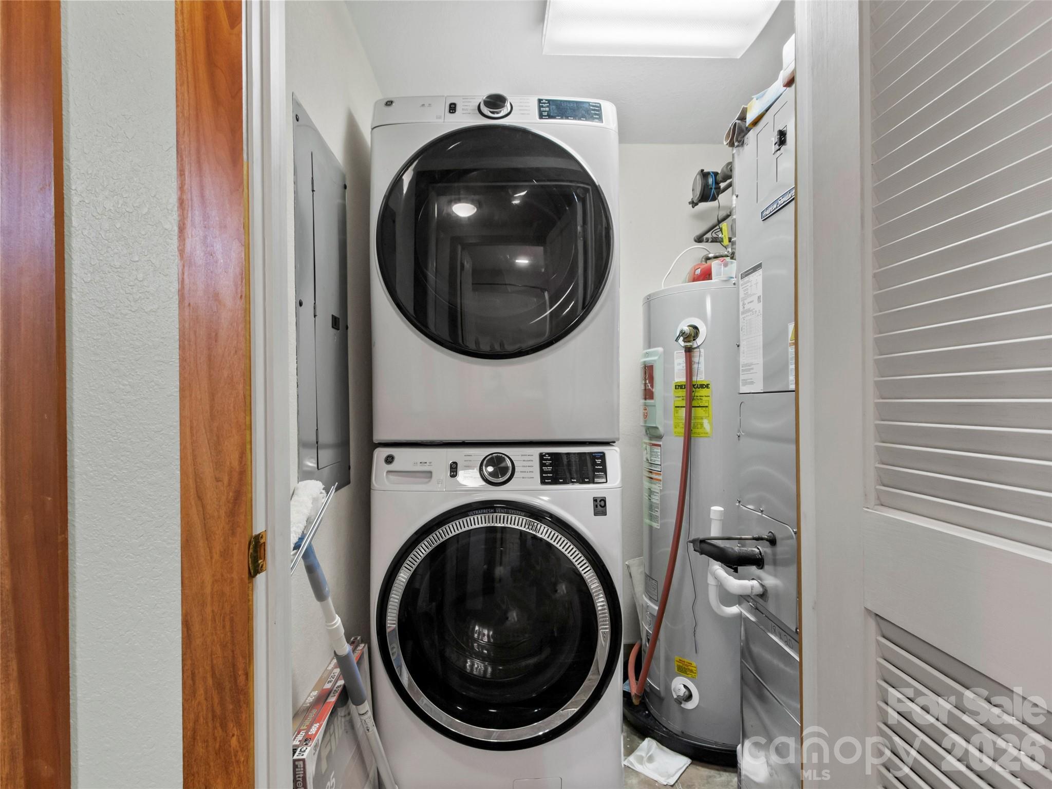 250 Creekside Way C102 Property Photo 20