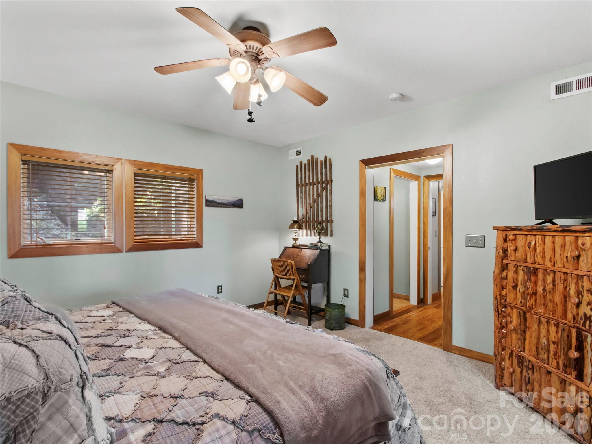 250 Creekside Way C102 Property Photo 27