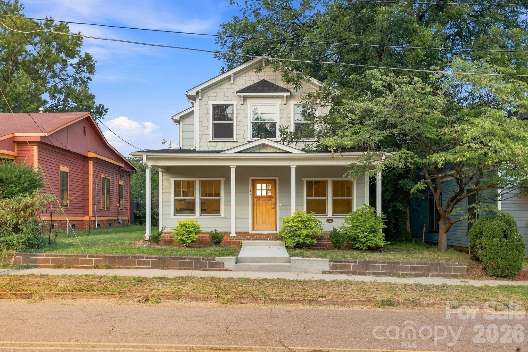 629 S Race Street Property Photo 1