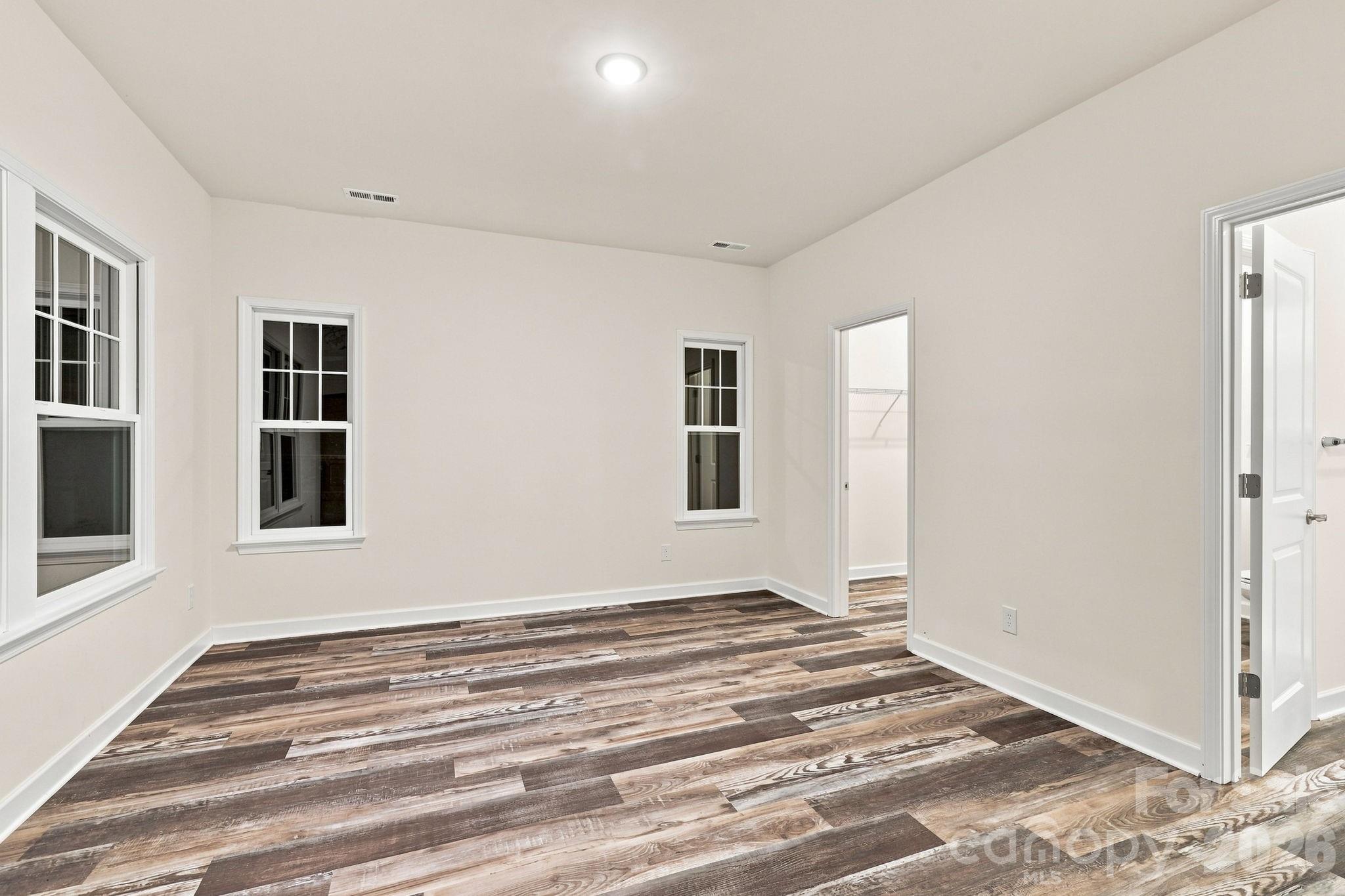 629 S Race Street Property Photo 11
