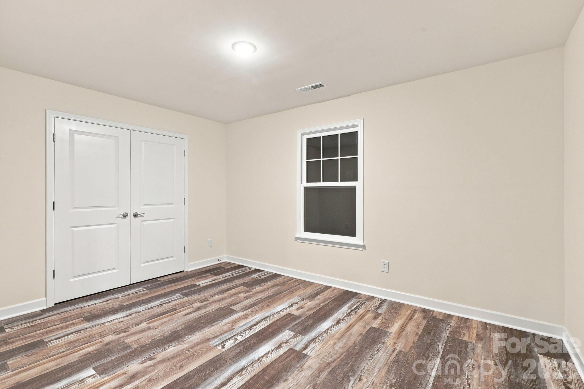 629 S Race Street Property Photo 18