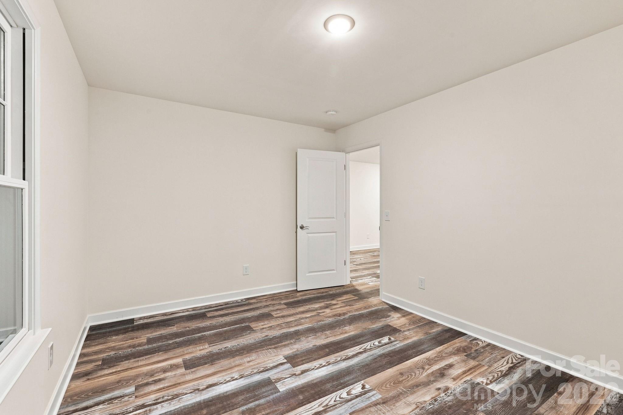 629 S Race Street Property Photo 19