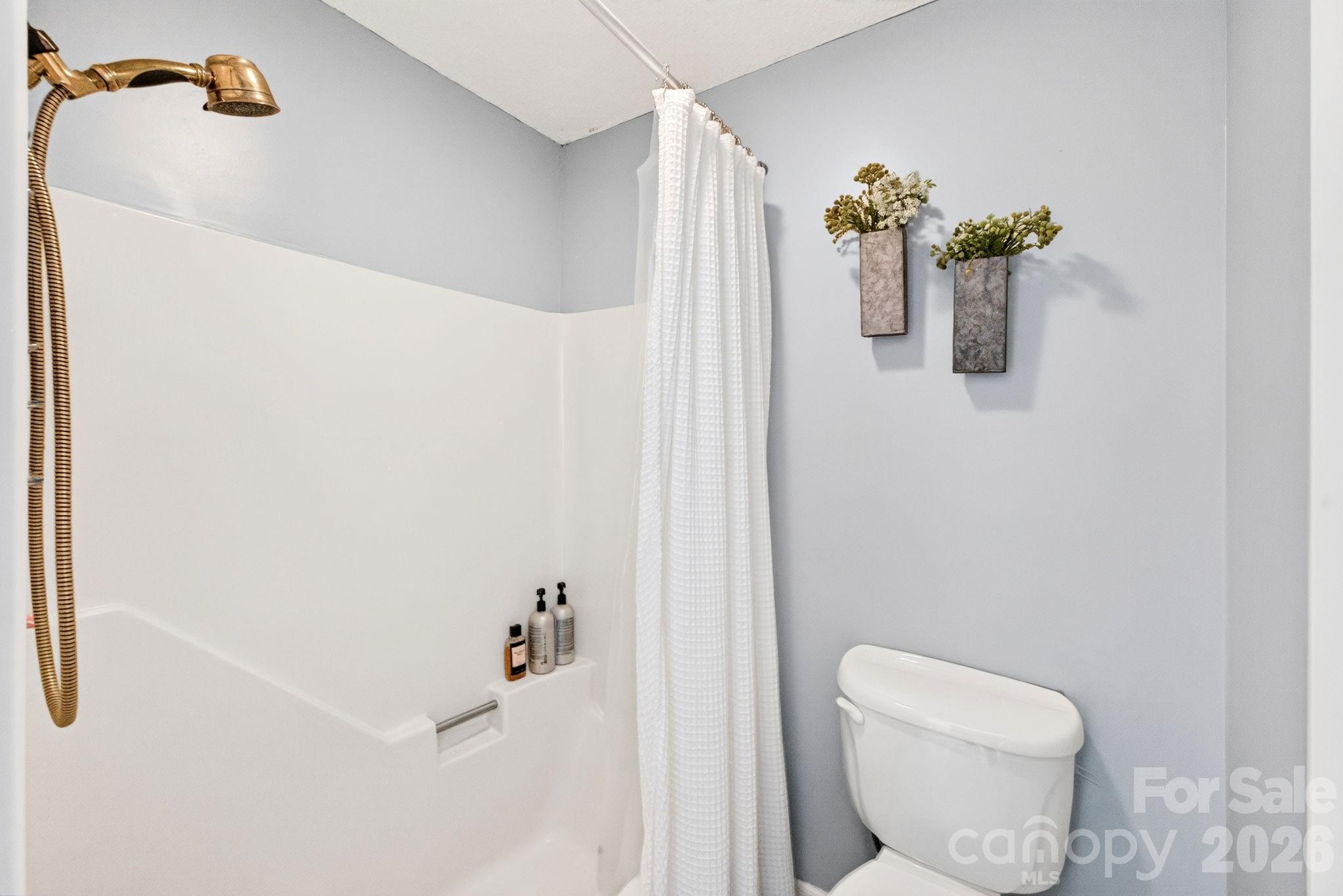 54 Hollybrook Drive Property Photo 10
