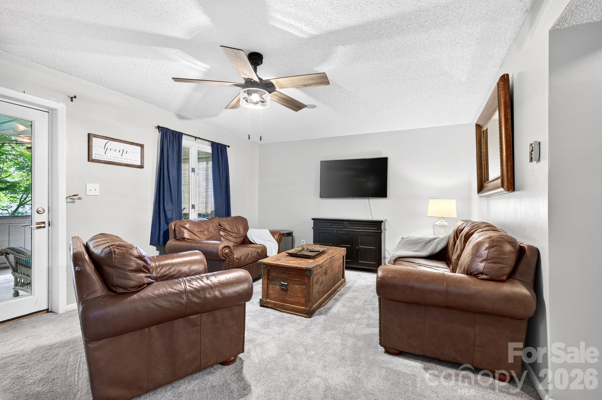 54 Hollybrook Drive Property Photo 12