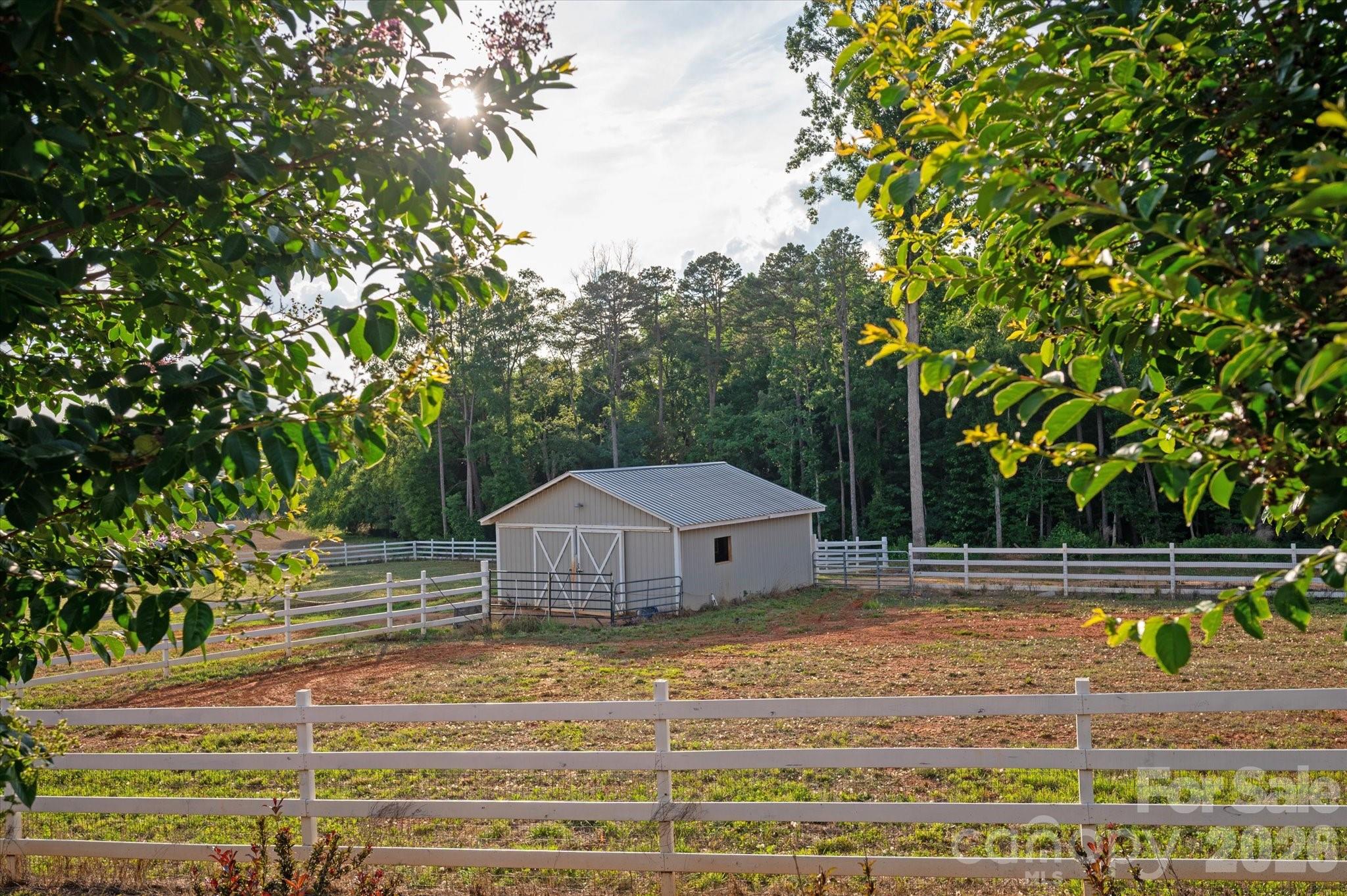 2206 Camden Road Property Photo 46