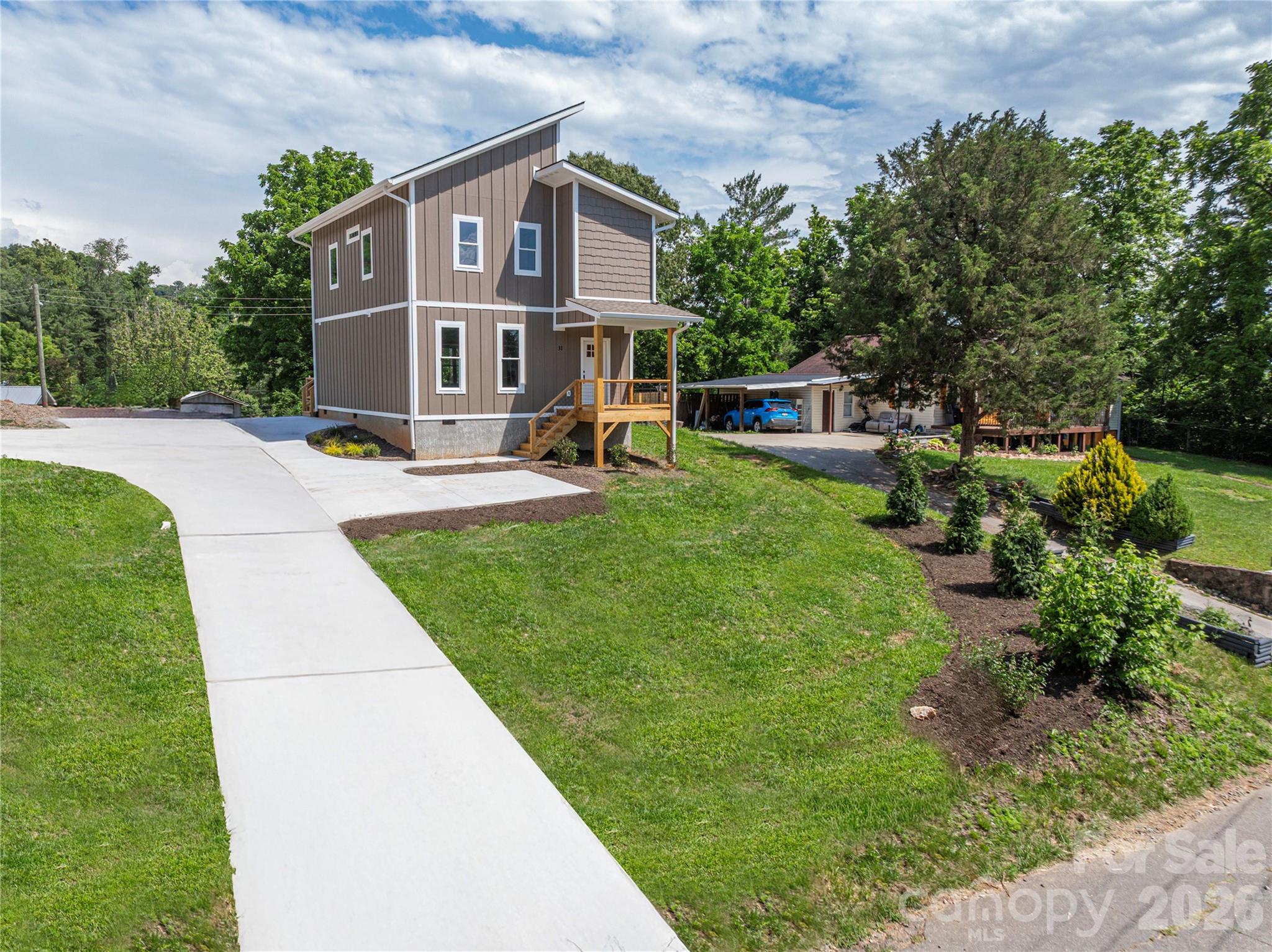 31 Elkwood Avenue Property Photo 2