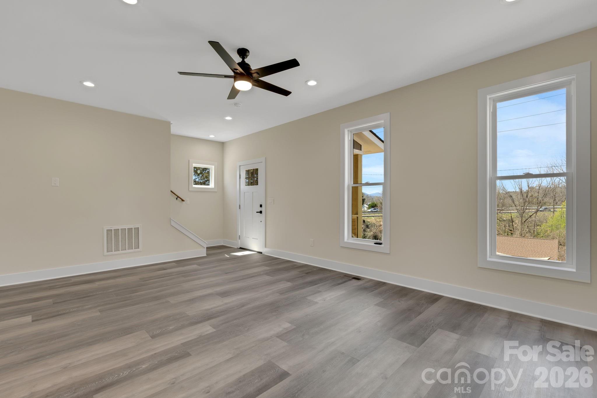 31 Elkwood Avenue Property Photo 19