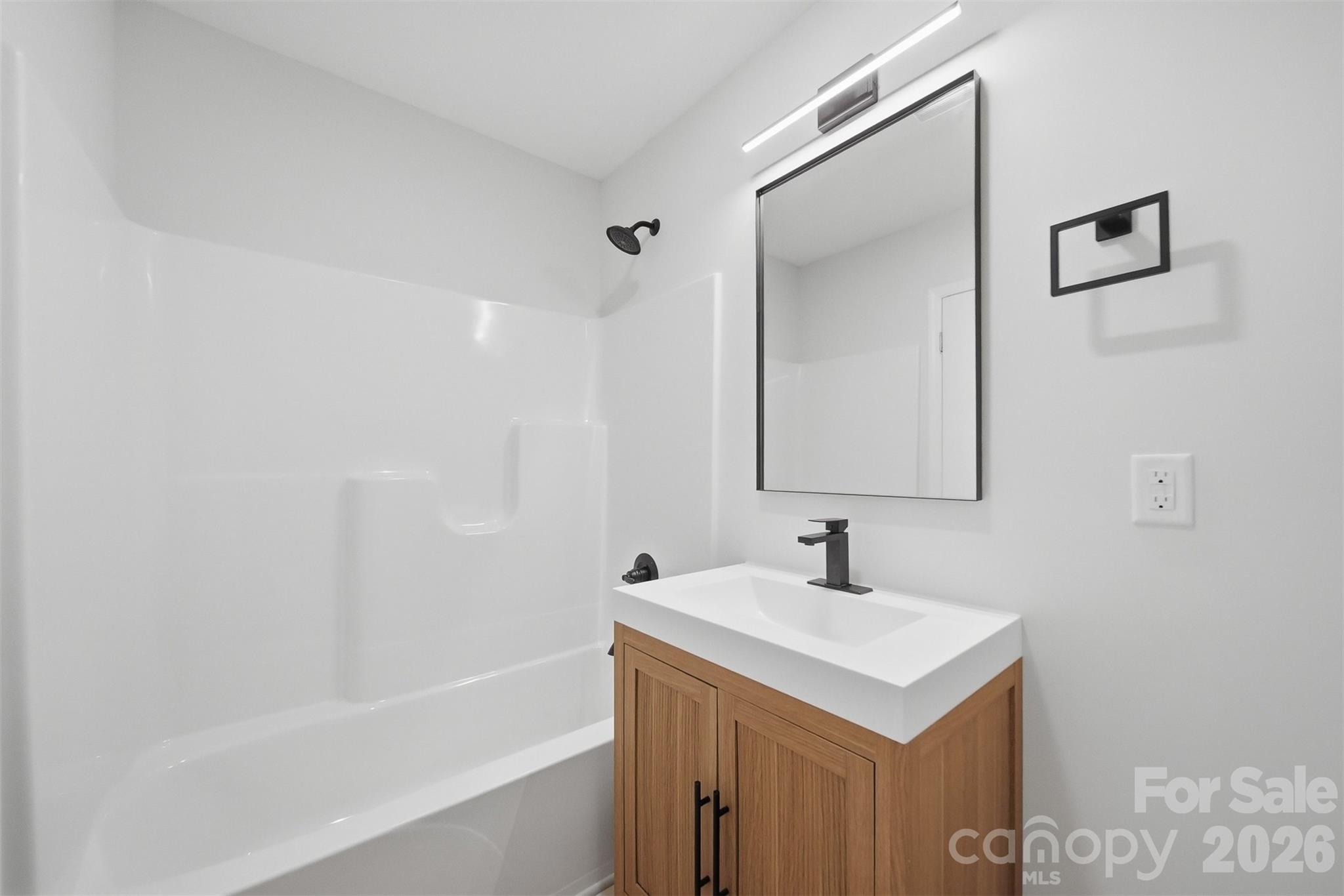 1303 S Sterling Street Property Photo 14