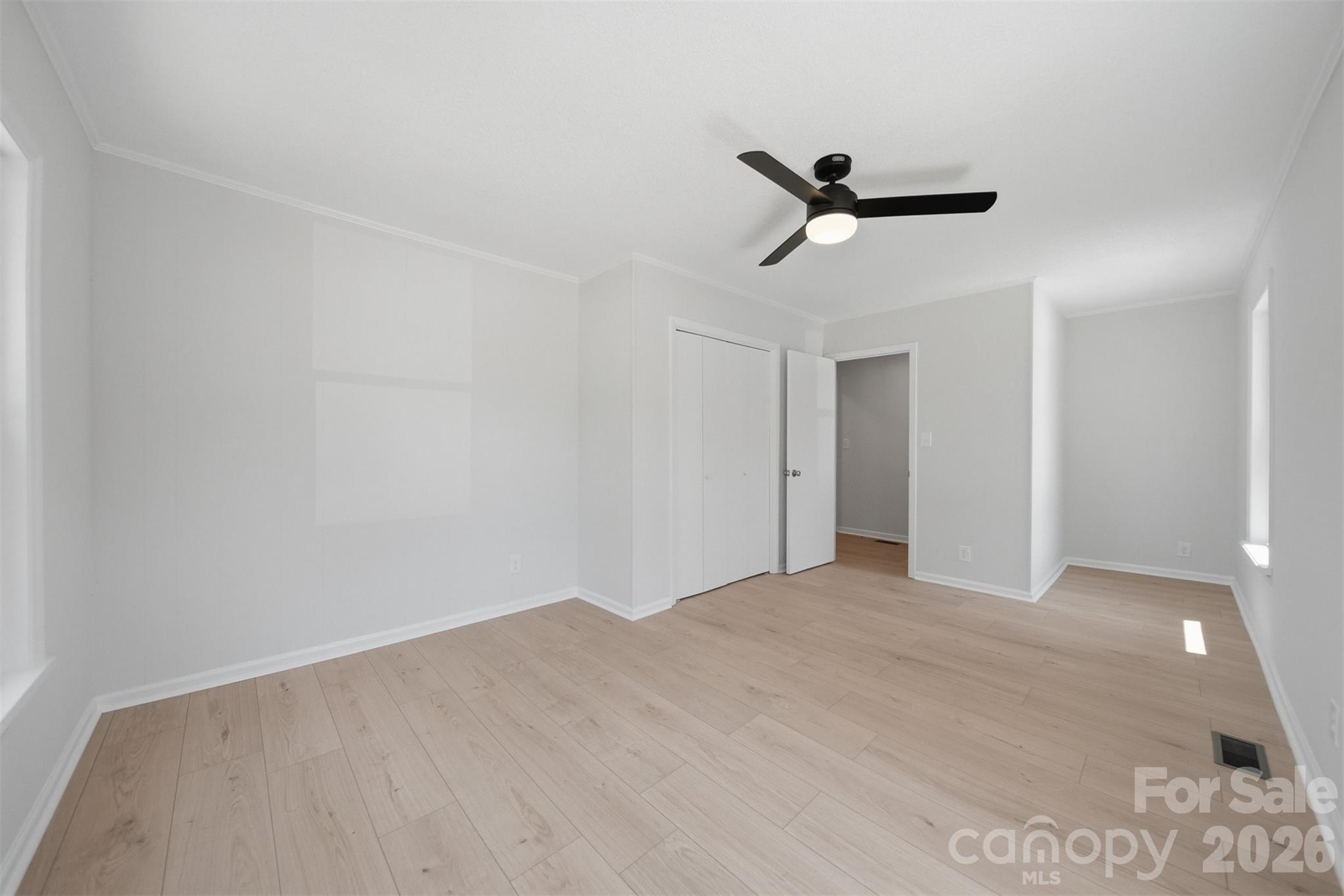 1303 S Sterling Street Property Photo 16