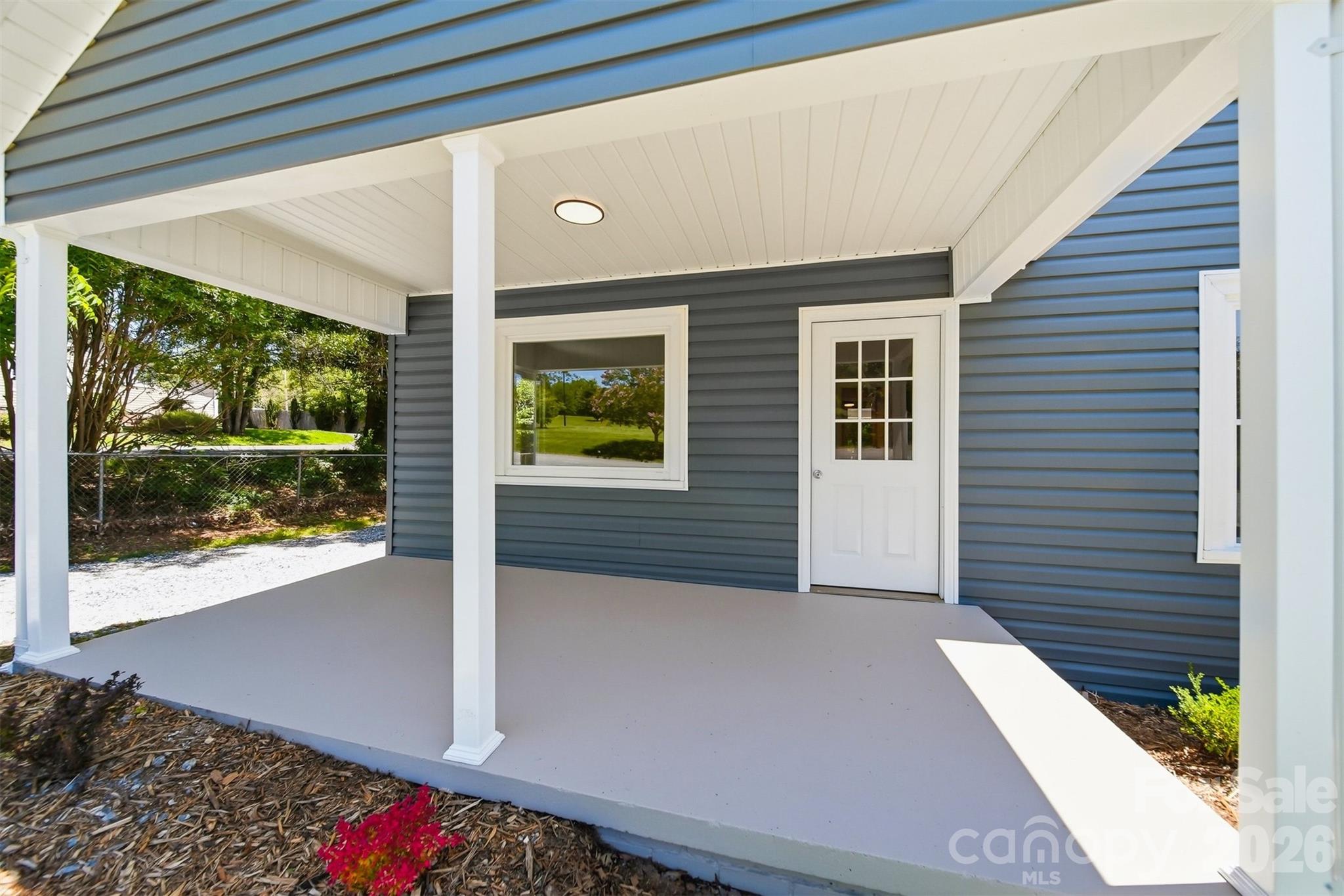 1303 S Sterling Street Property Photo 20