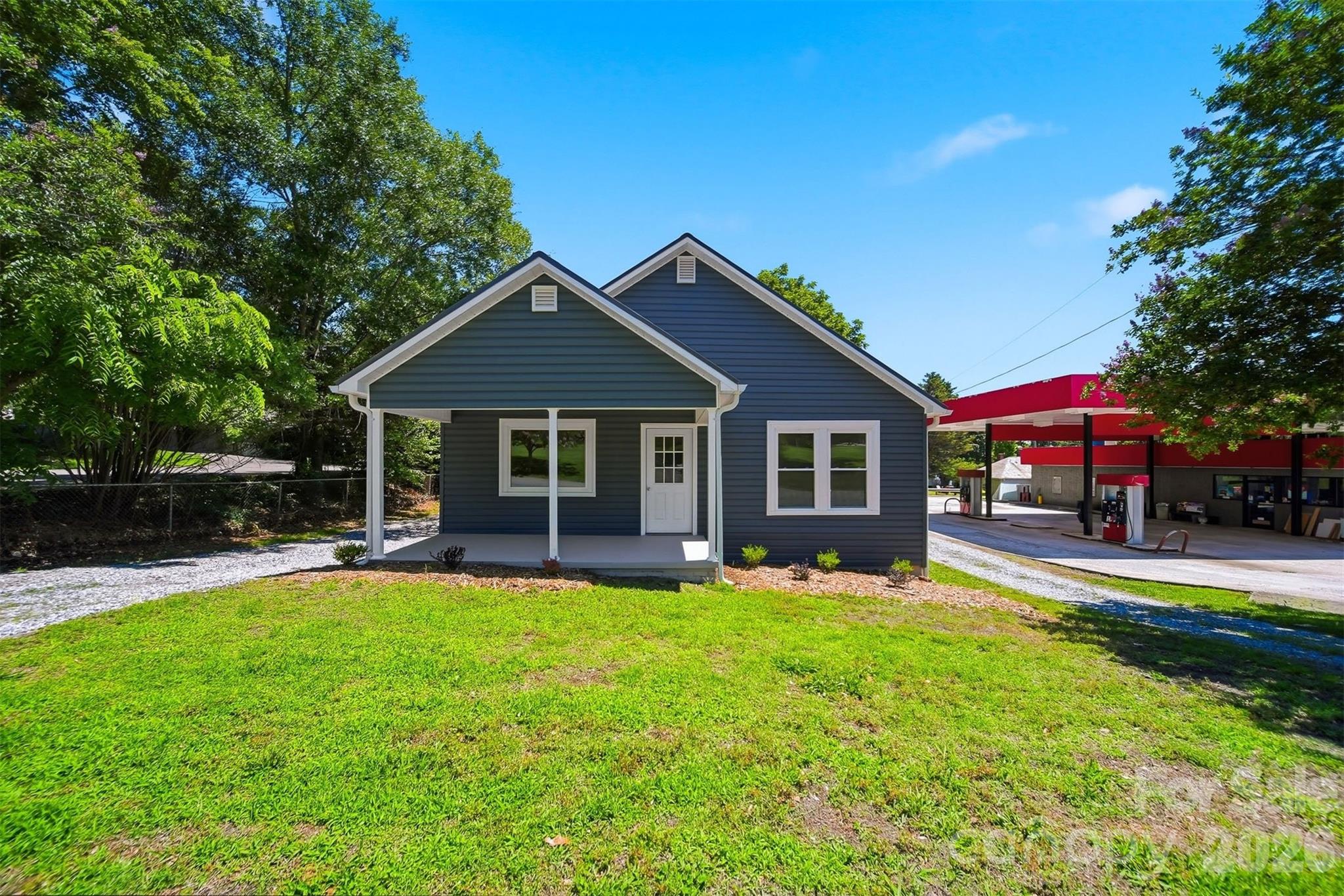 1303 S Sterling Street Property Photo 23