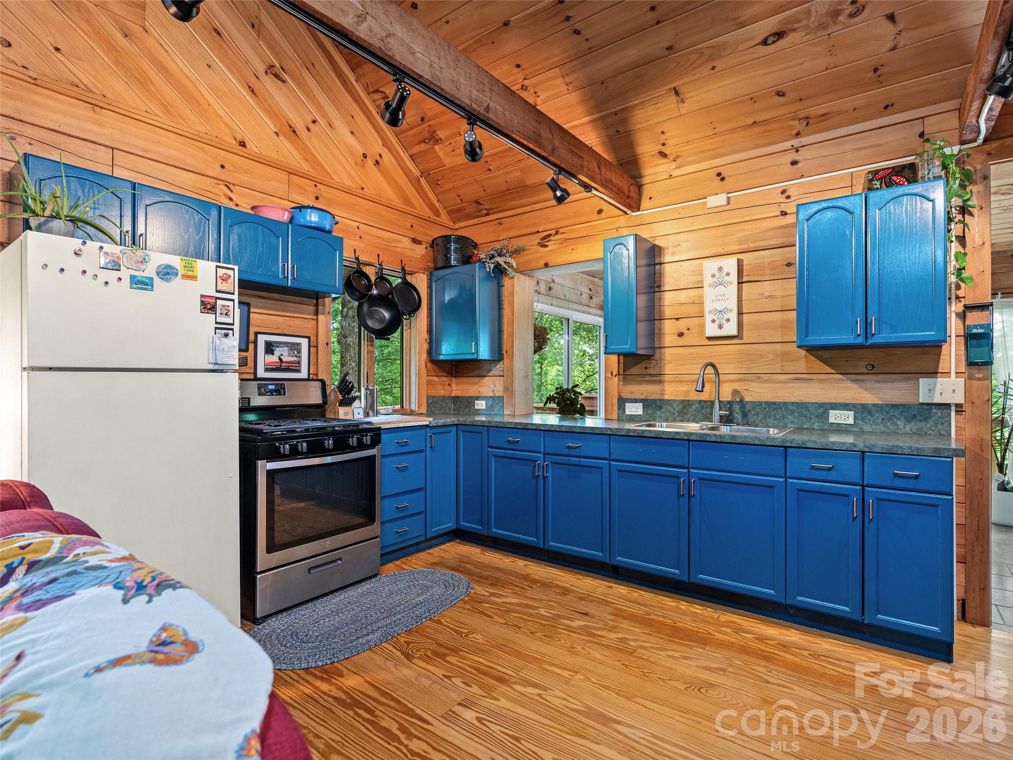 520 Patricia Road Property Photo 8