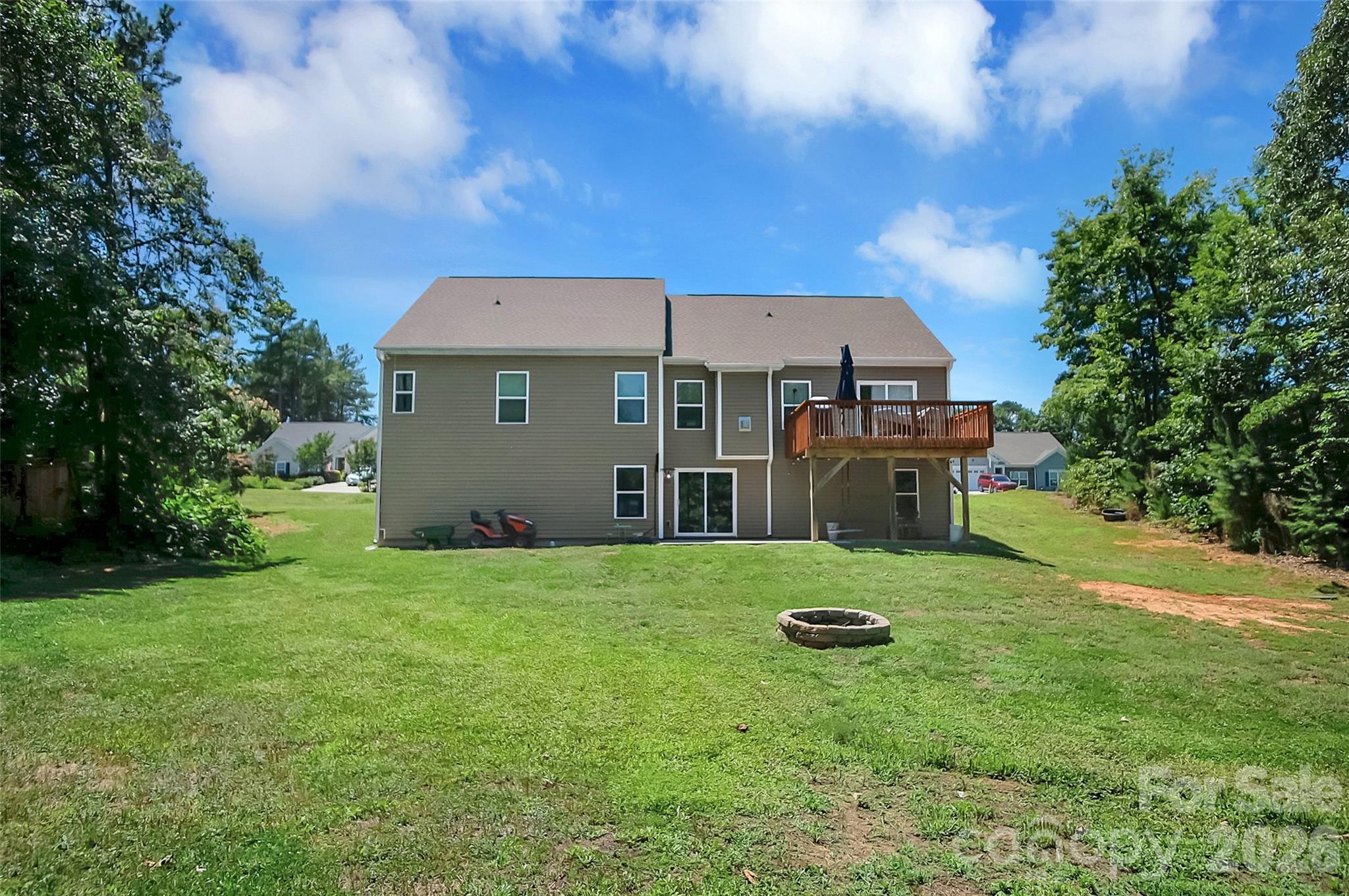 122 Windstone Drive Property Photo 37