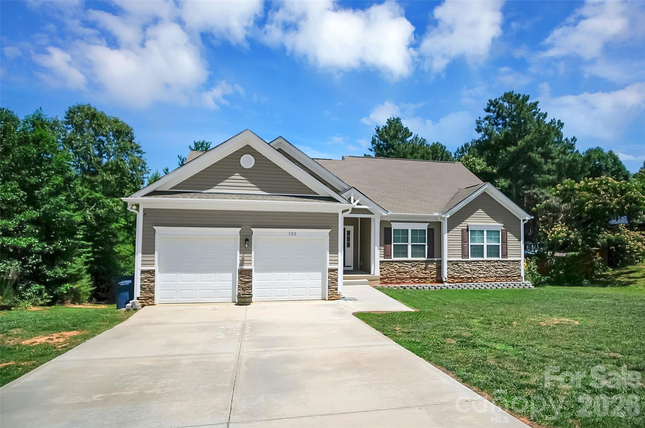 122 Windstone Drive Property Photo 38