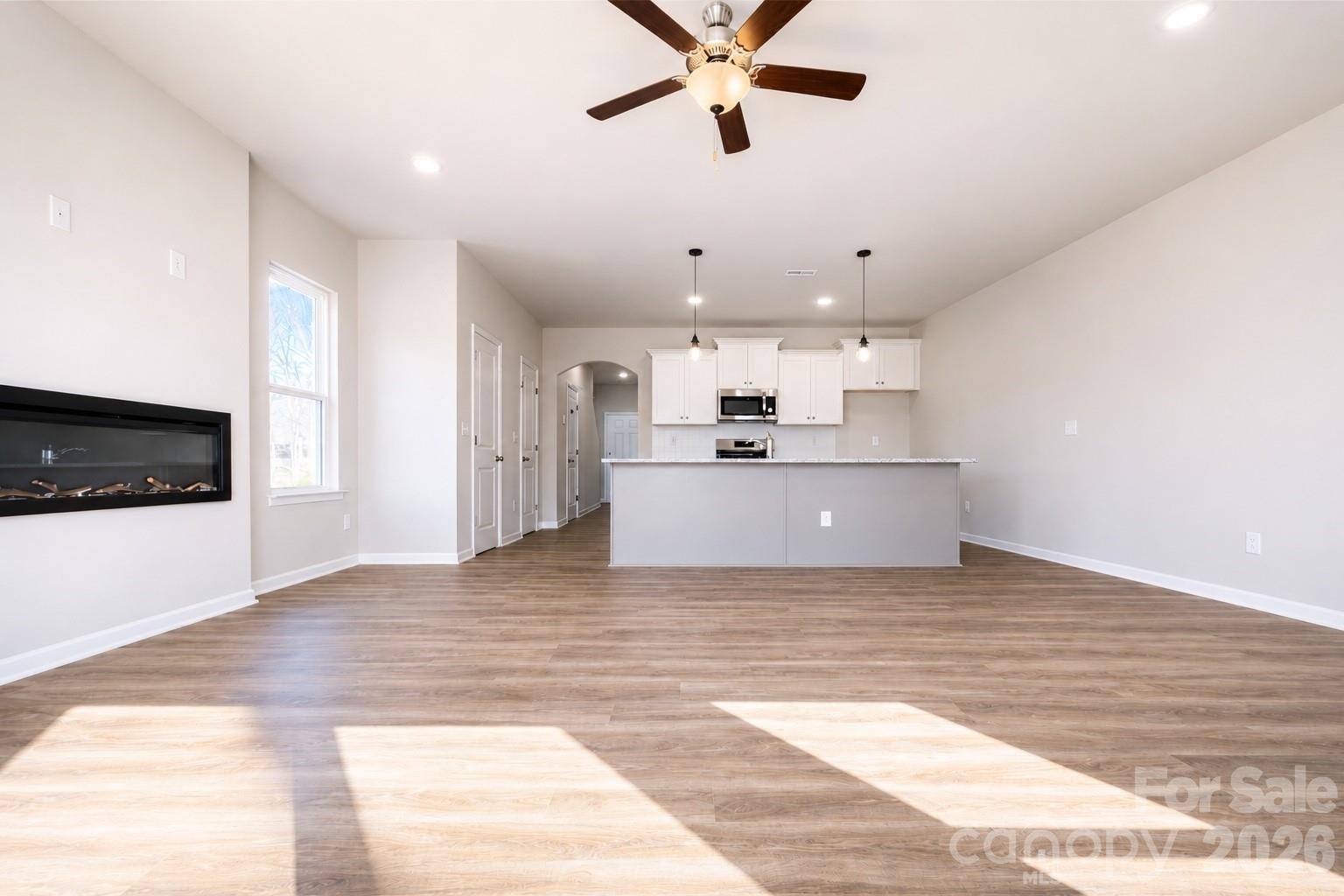 5909 Wallace Avenue Property Photo 5