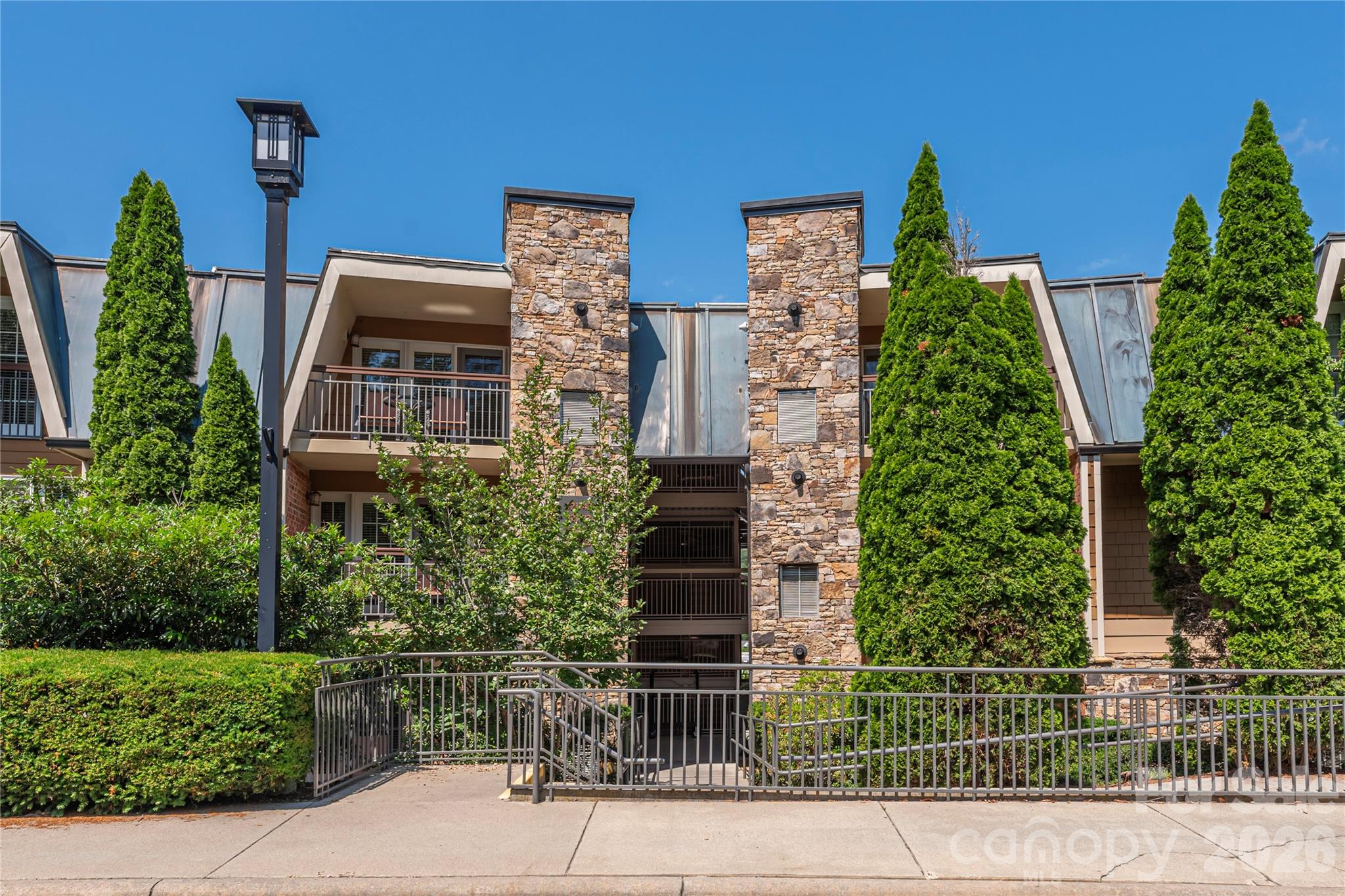 222 Bowling Park Road Property Photo 4