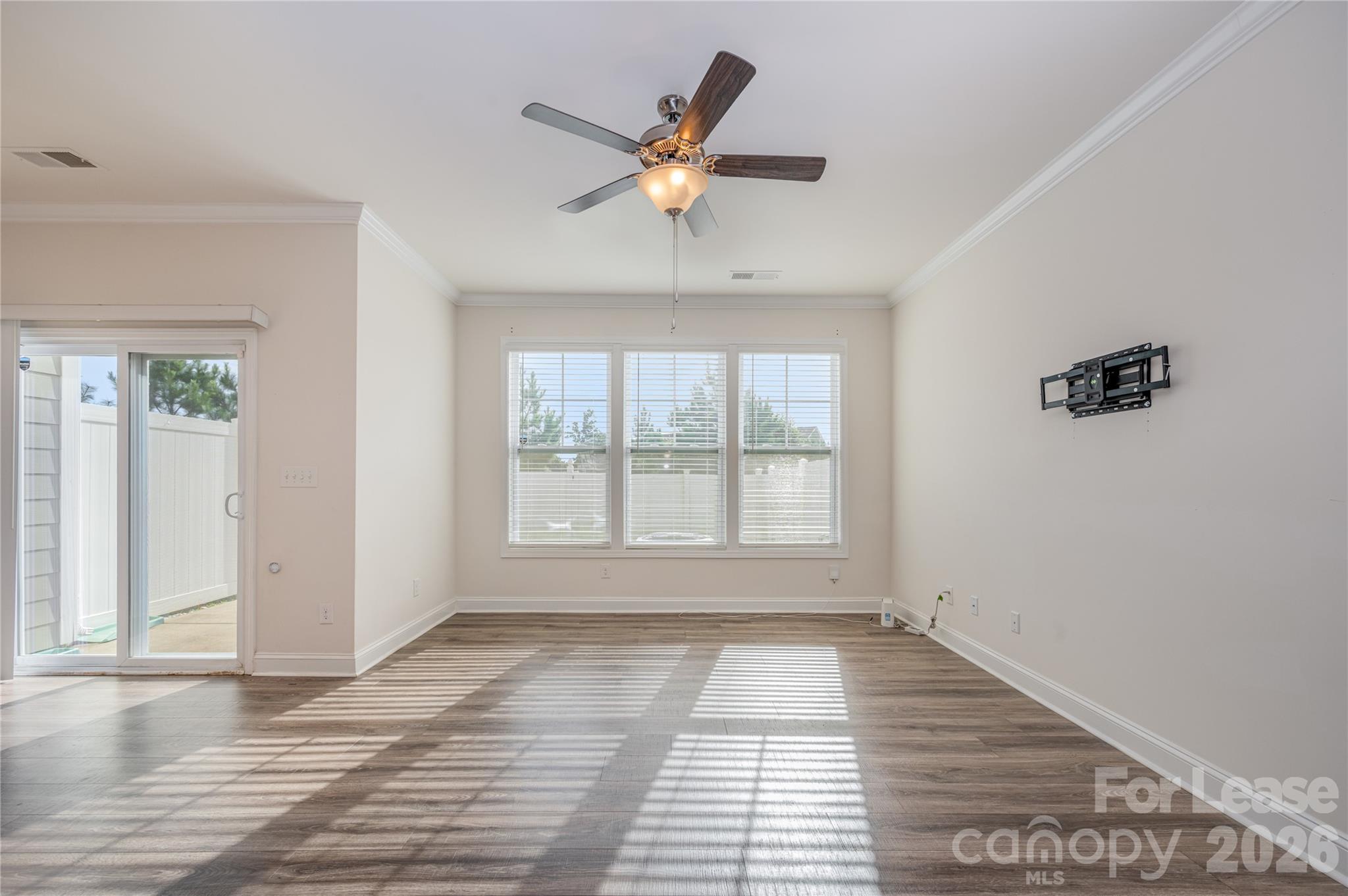 4389437 Property Photo 7