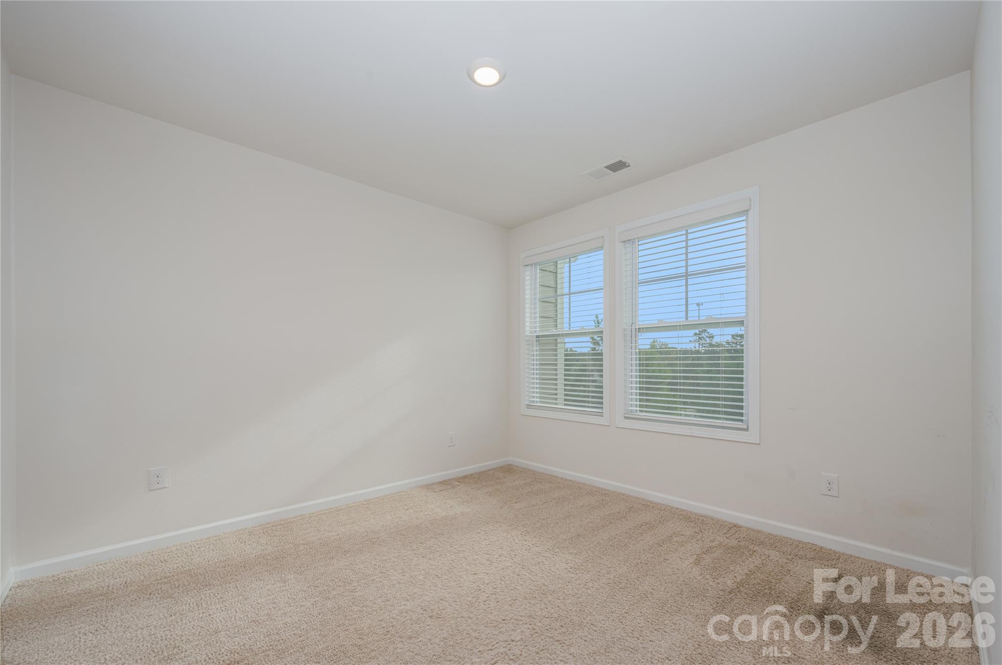 4389437 Property Photo 16