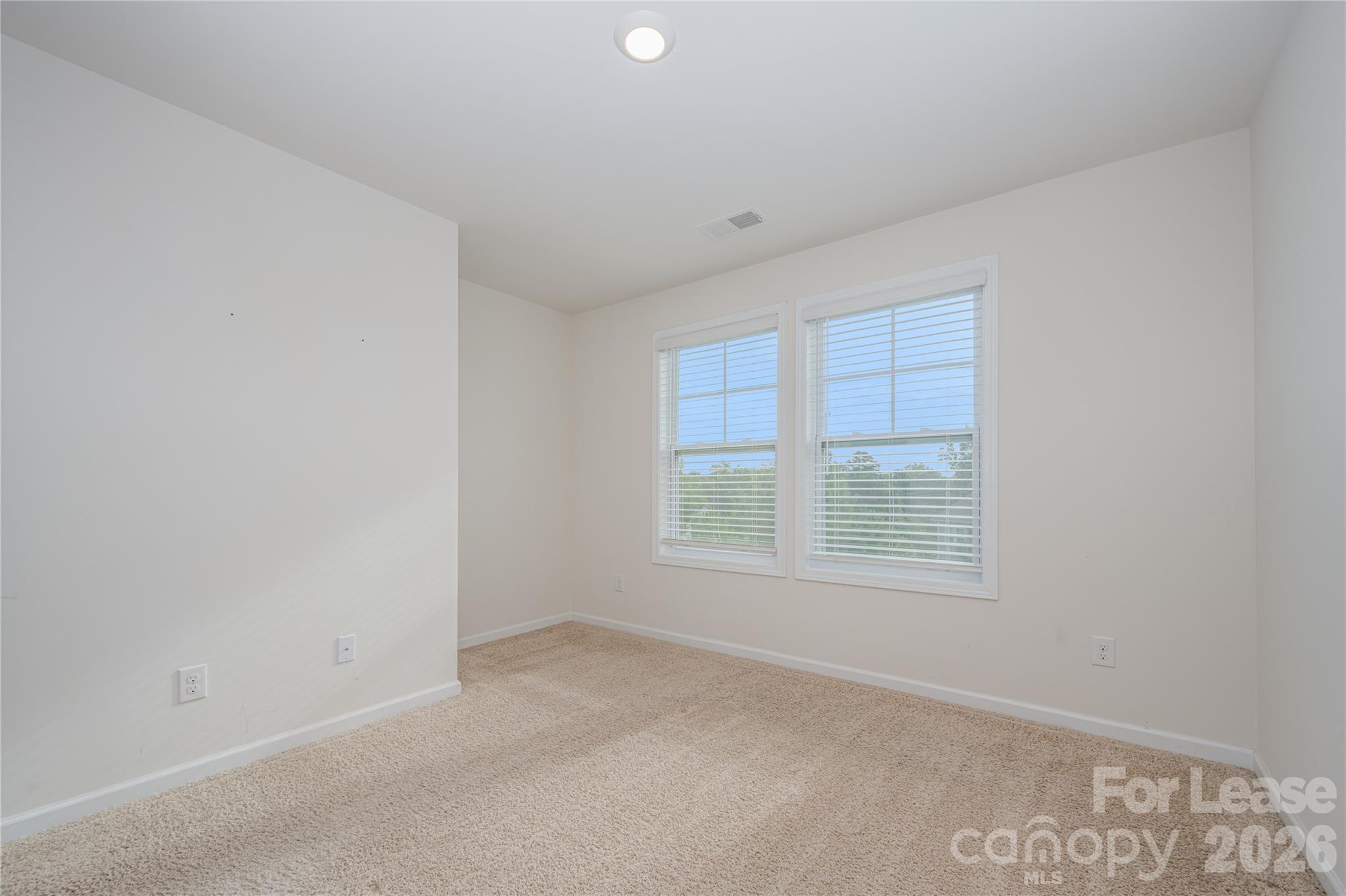 4389437 Property Photo 17