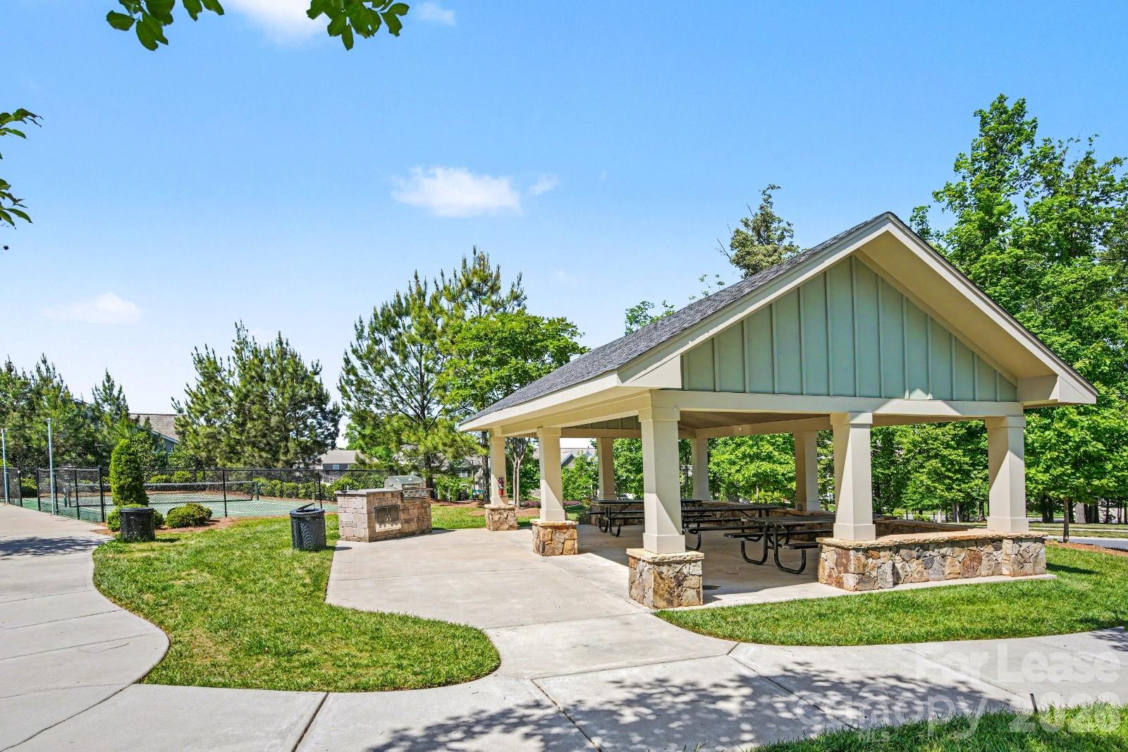 4389437 Property Photo 23