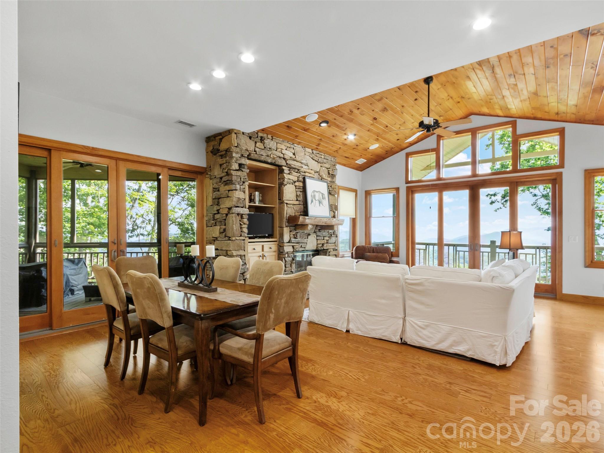 115 Stoney Falls Loop D1 Property Photo 7