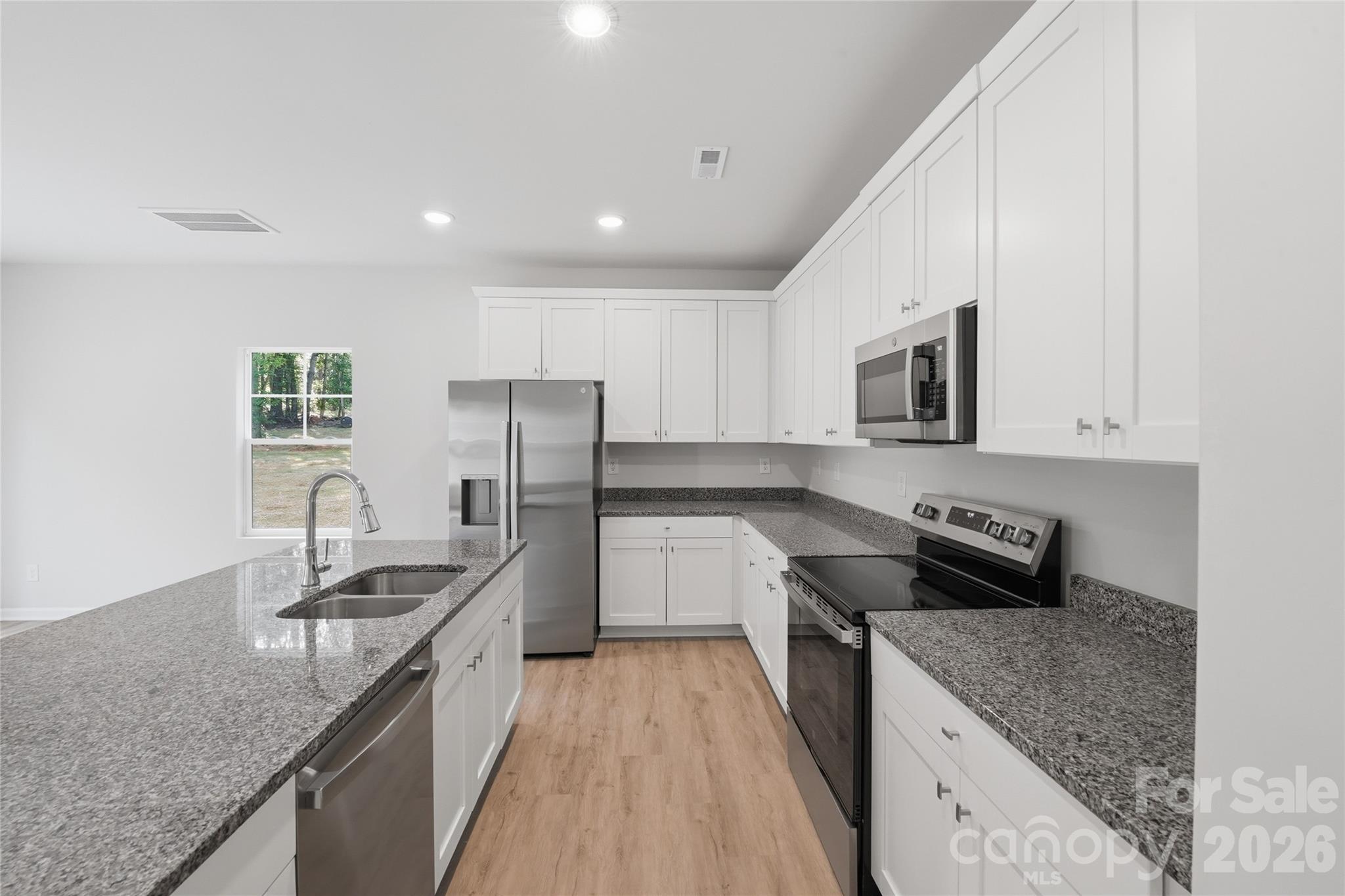 242 Landers Chapel Road Property Photo 2