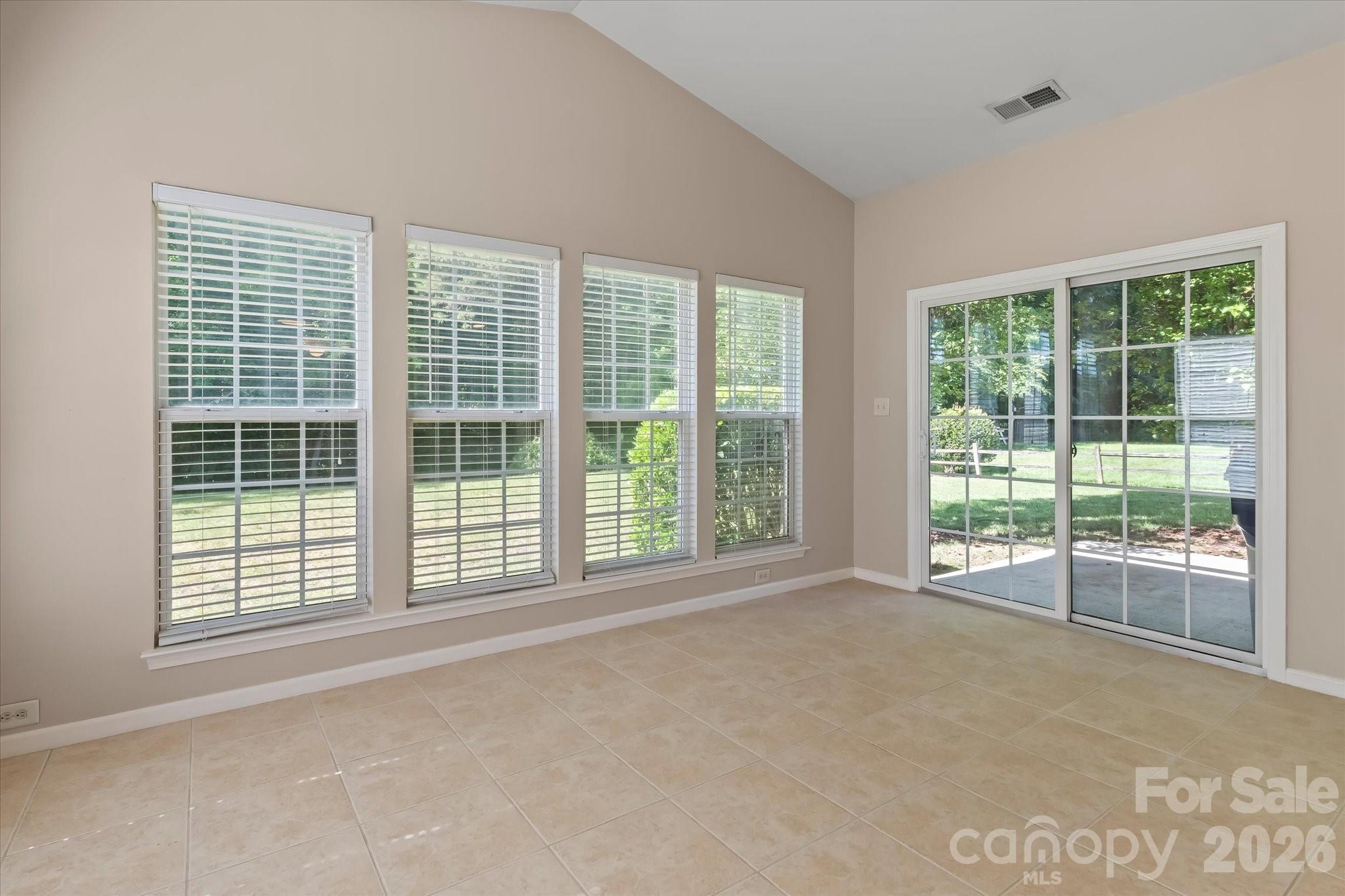 115 Northland Avenue Property Photo 4
